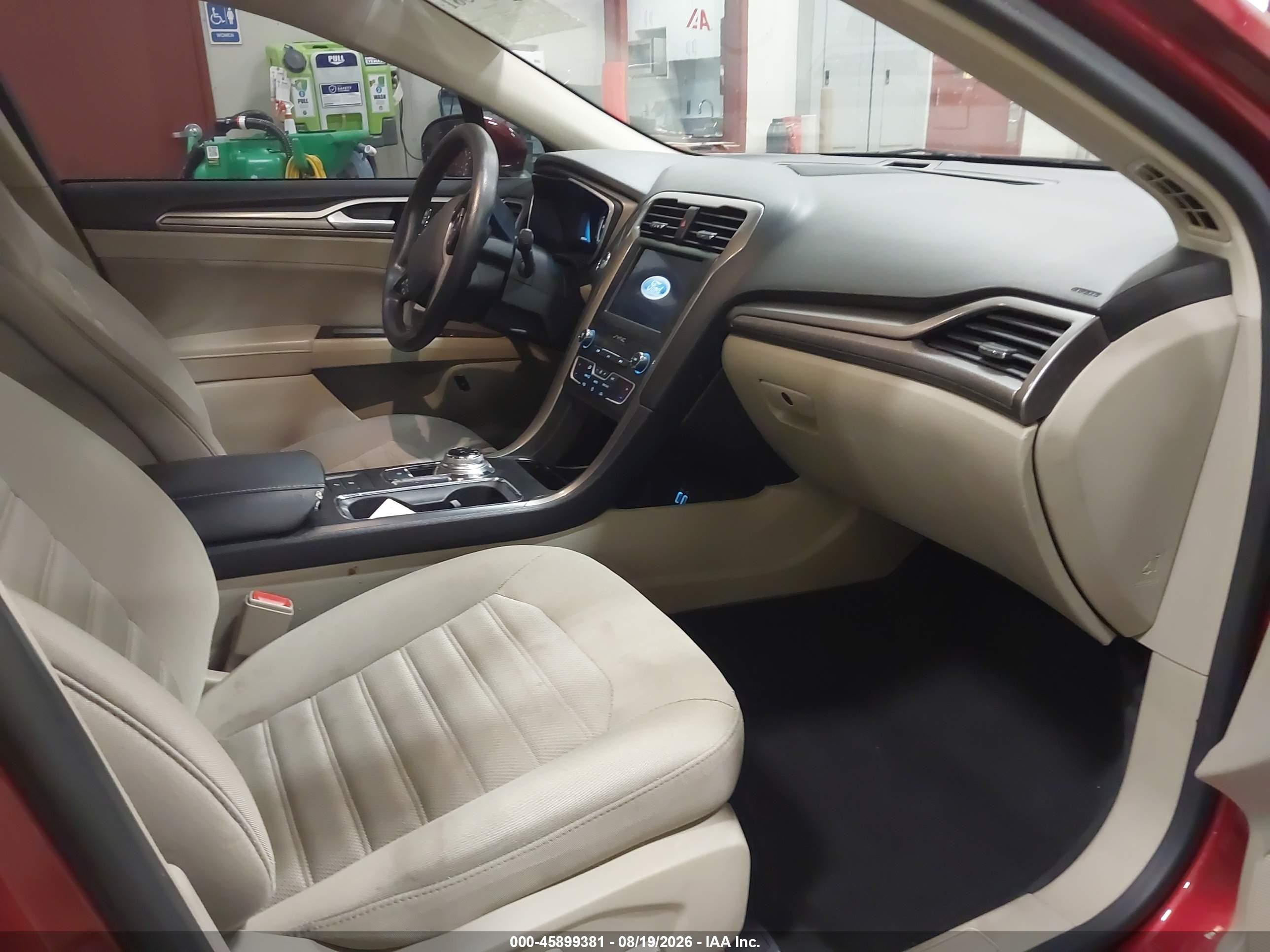 2019 Ford Fusion Hybrid Se Red vin: 3FA6P0LU0KR206755