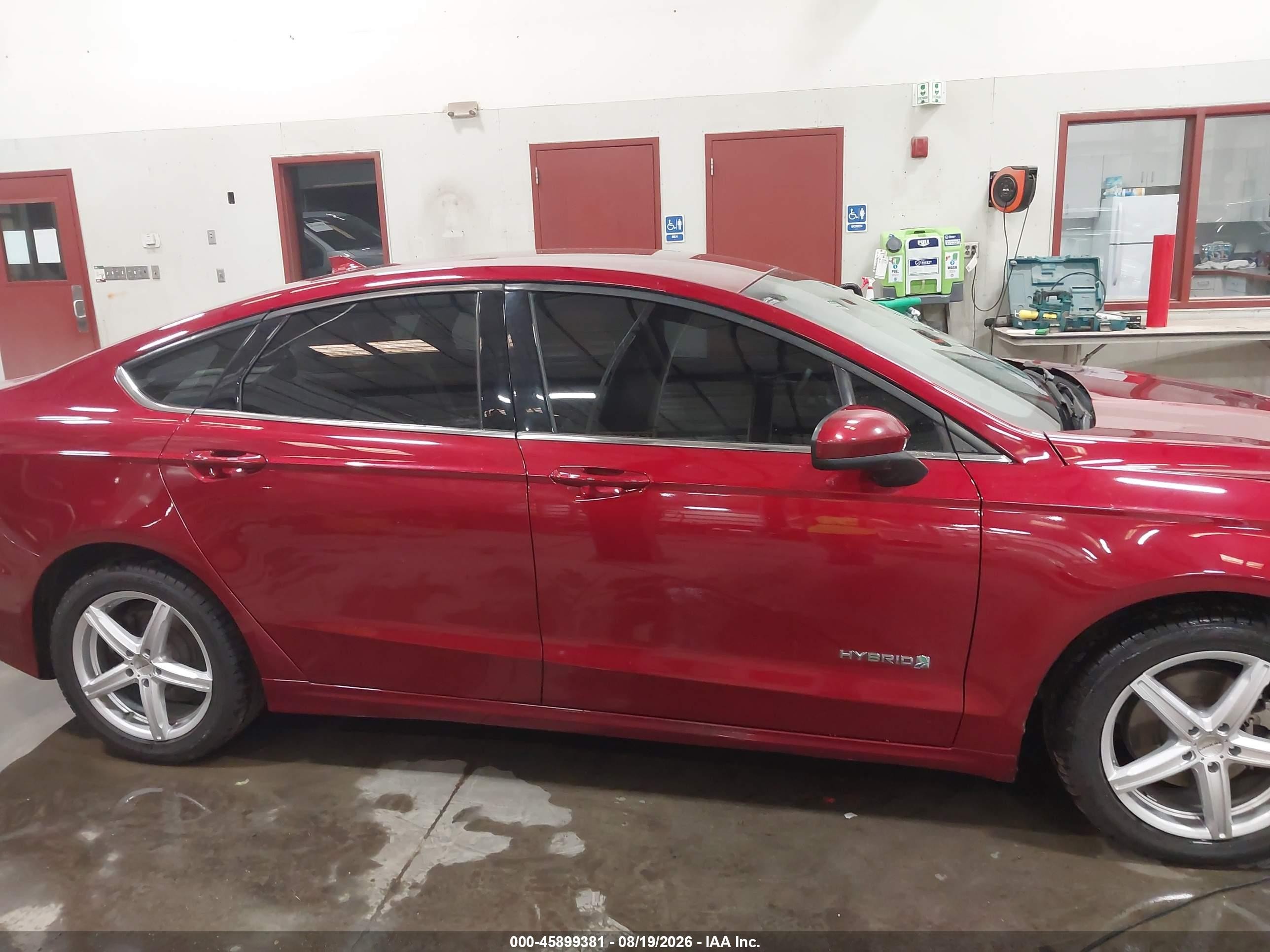 2019 Ford Fusion Hybrid Se Red vin: 3FA6P0LU0KR206755