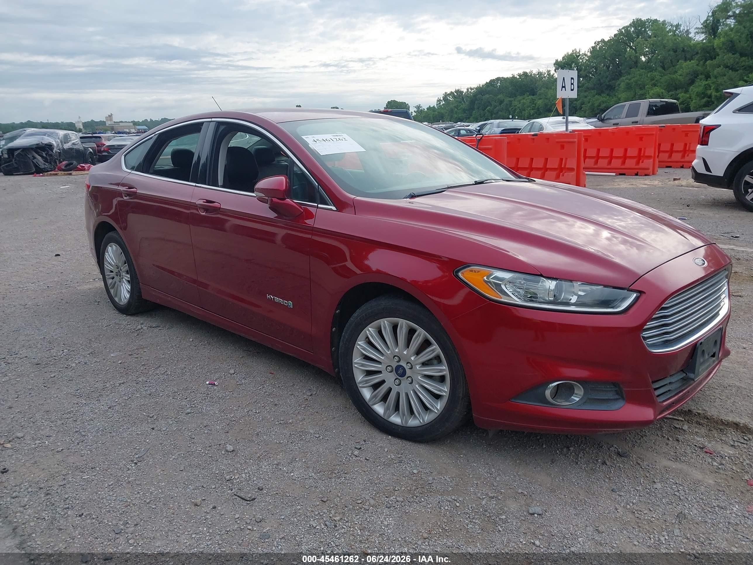 2013 Ford Fusion Hybrid Se Red vin: 3FA6P0LU1DR192531