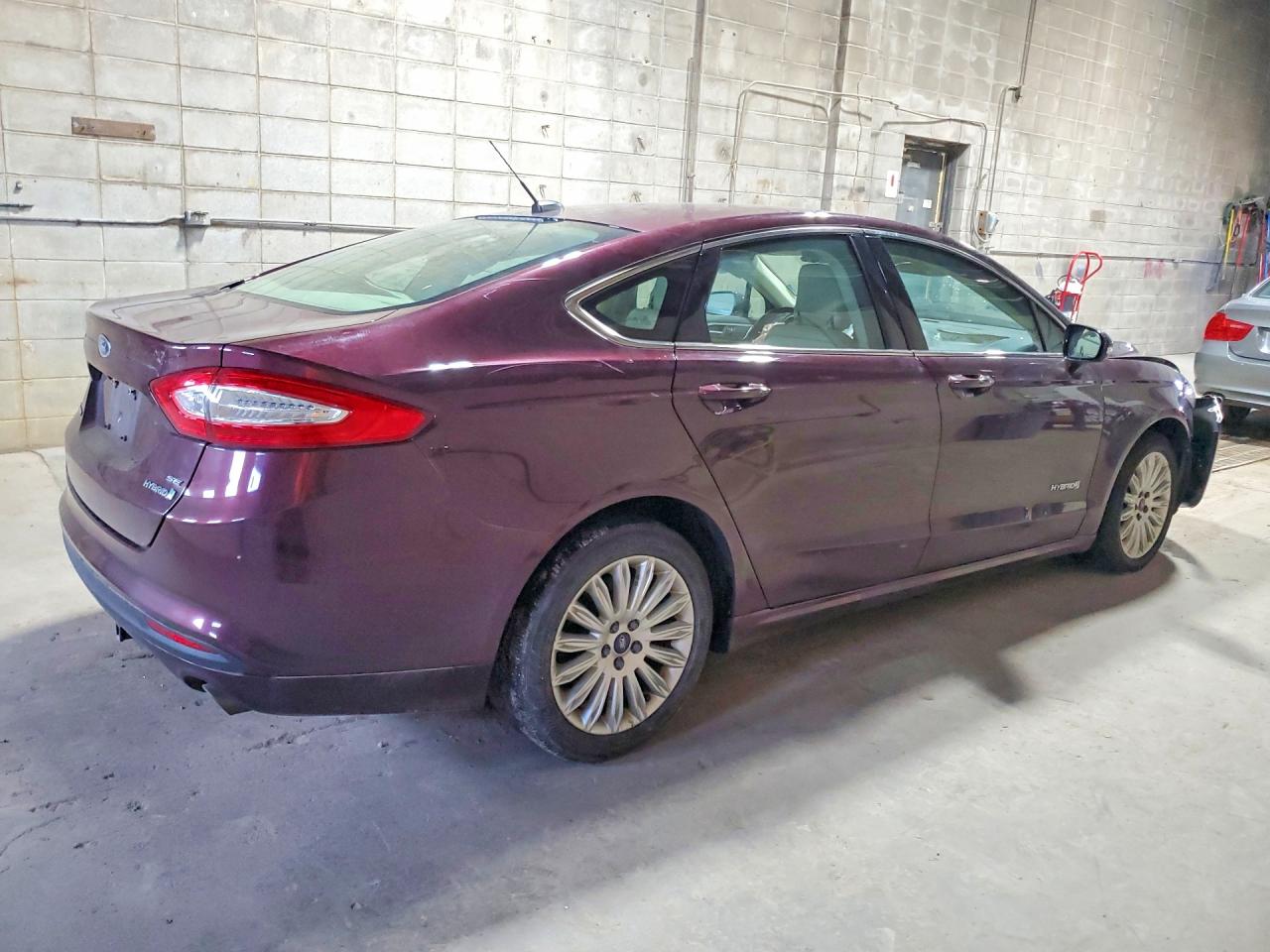 2013 Ford Fusion Se Hybrid Burgundy vin: 3FA6P0LU1DR235068