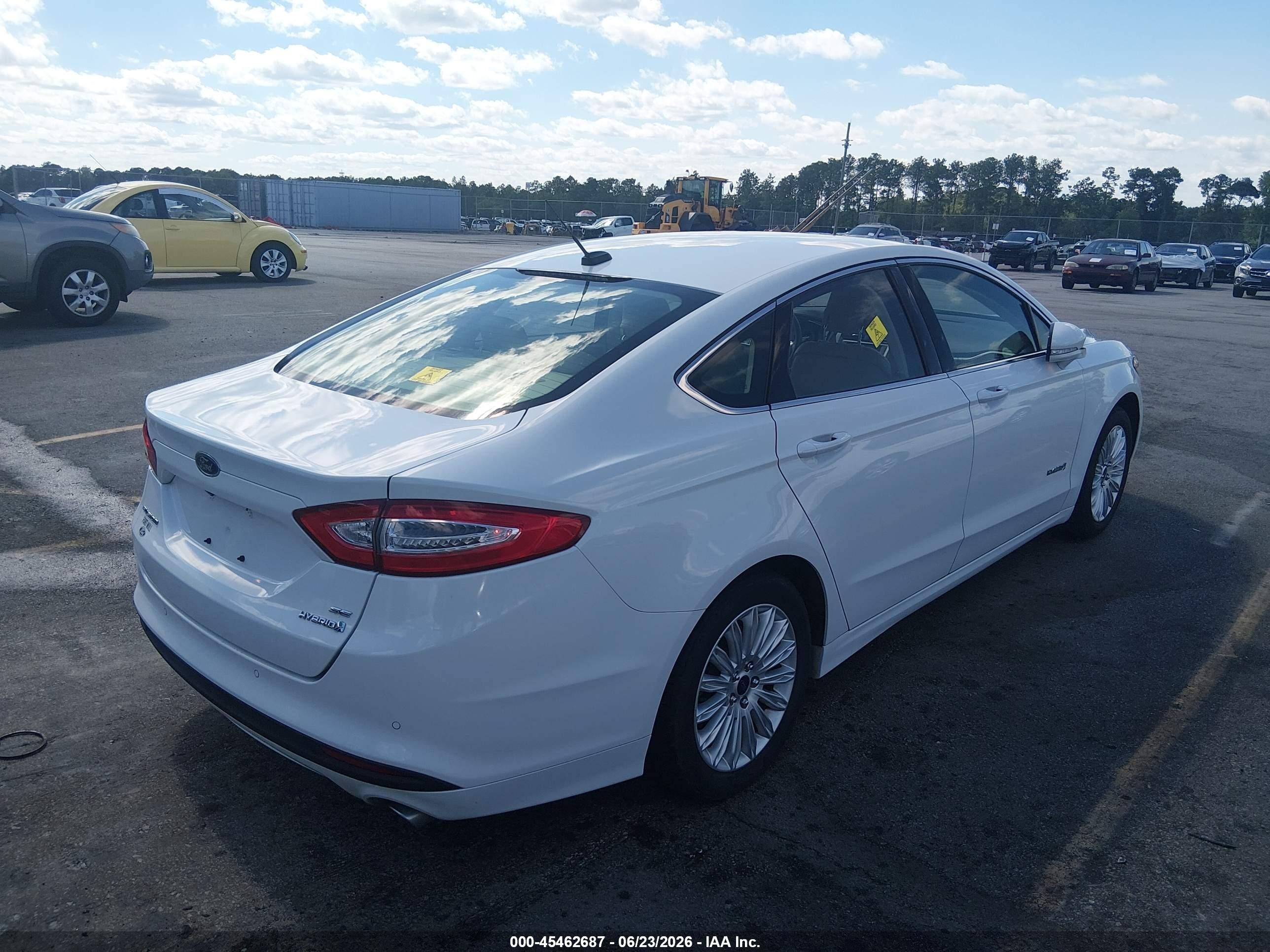 2013 Ford Fusion Hybrid Se White vin: 3FA6P0LU1DR271228