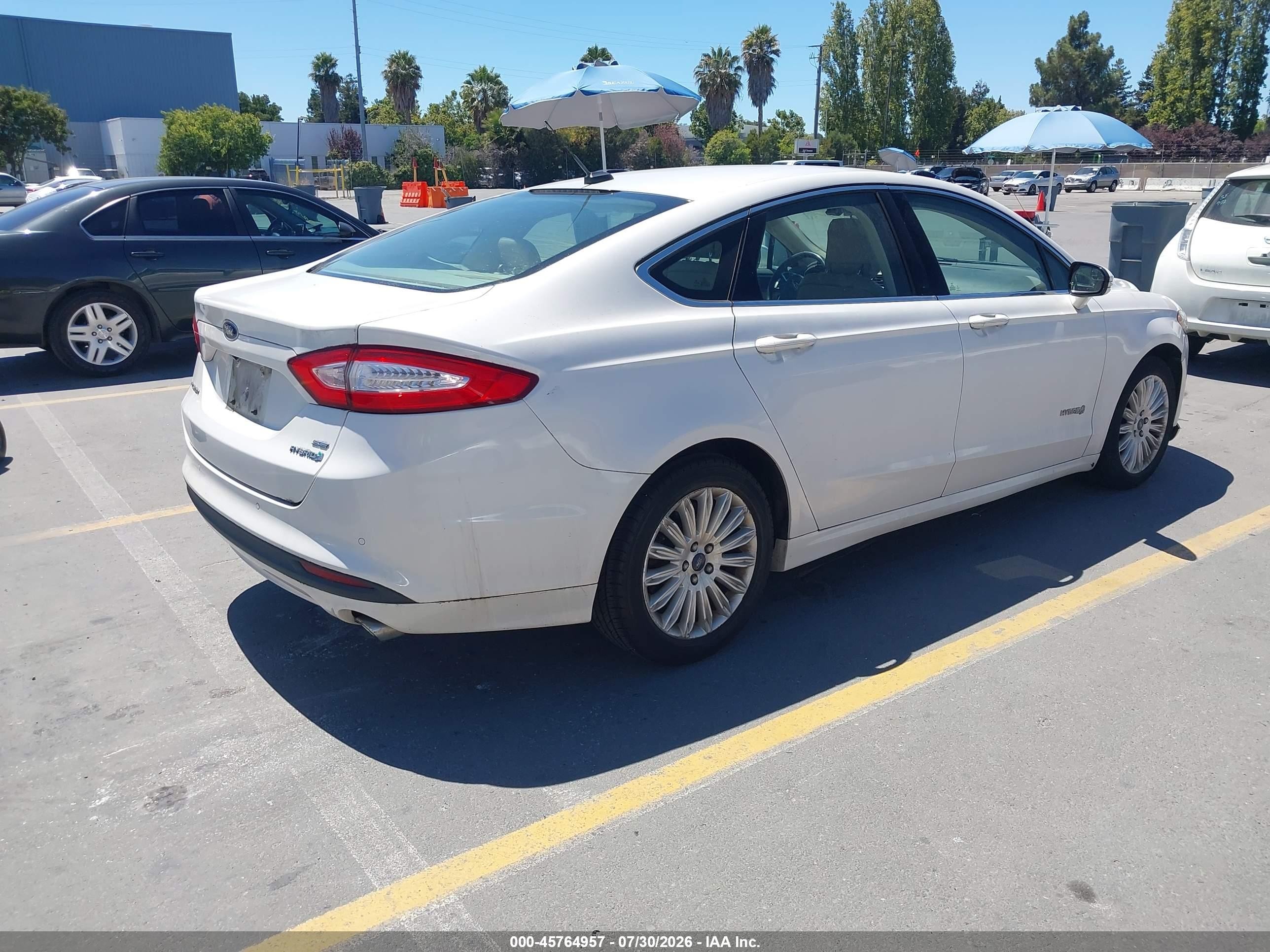 2014 Ford Fusion Hybrid Se White vin: 3FA6P0LU1ER169896