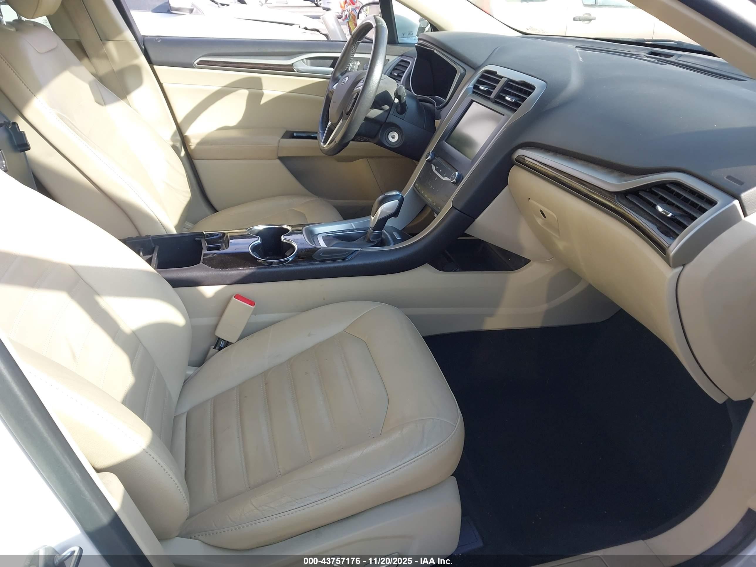2014 Ford Fusion Hybrid Se White vin: 3FA6P0LU1ER234651