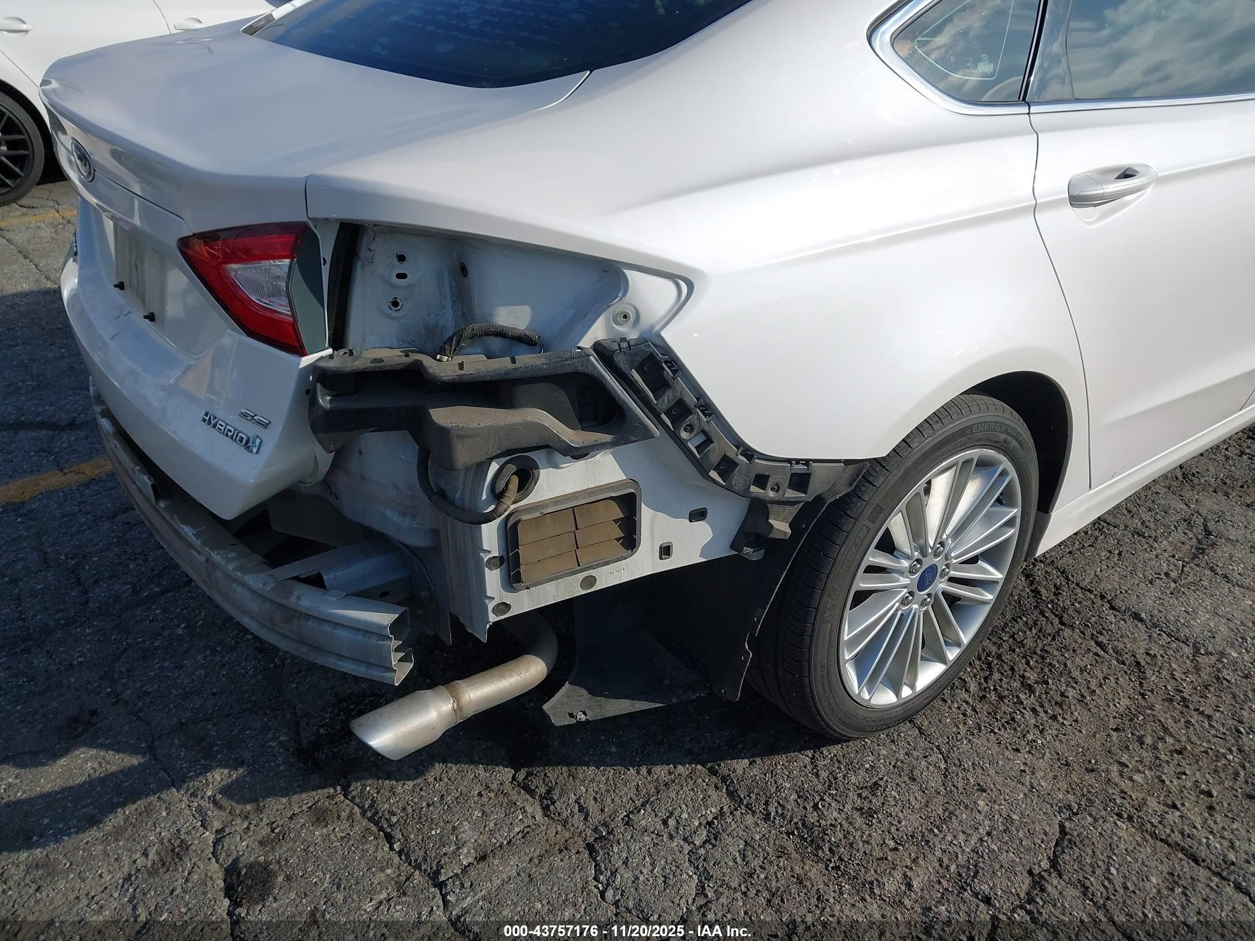 2014 Ford Fusion Hybrid Se White vin: 3FA6P0LU1ER234651