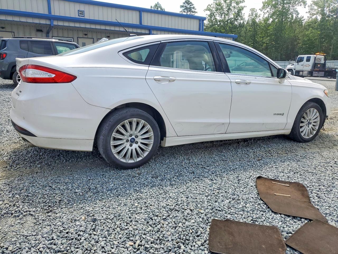 2014 Ford Fusion Se Hybrid Белый vin: 3FA6P0LU1ER311728