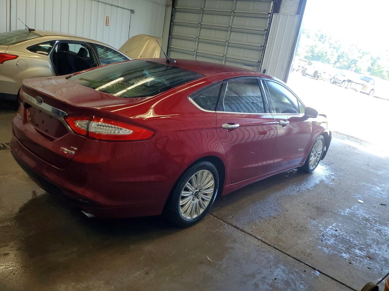 2015 Ford Fusion Se Hybrid Burgundy vin: 3FA6P0LU1FR204230