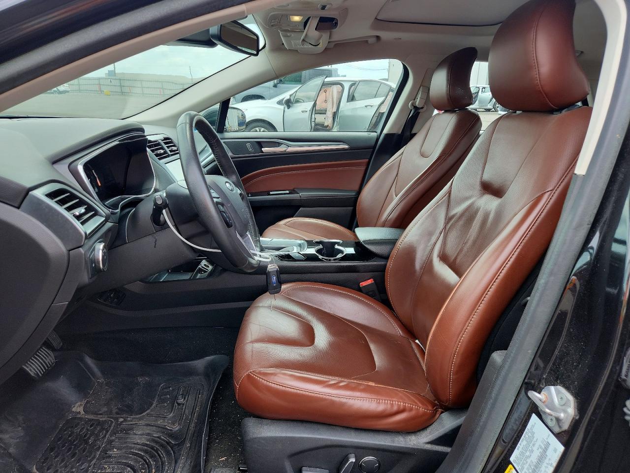 2015 Ford Fusion Se Hybrid Черный vin: 3FA6P0LU1FR310838