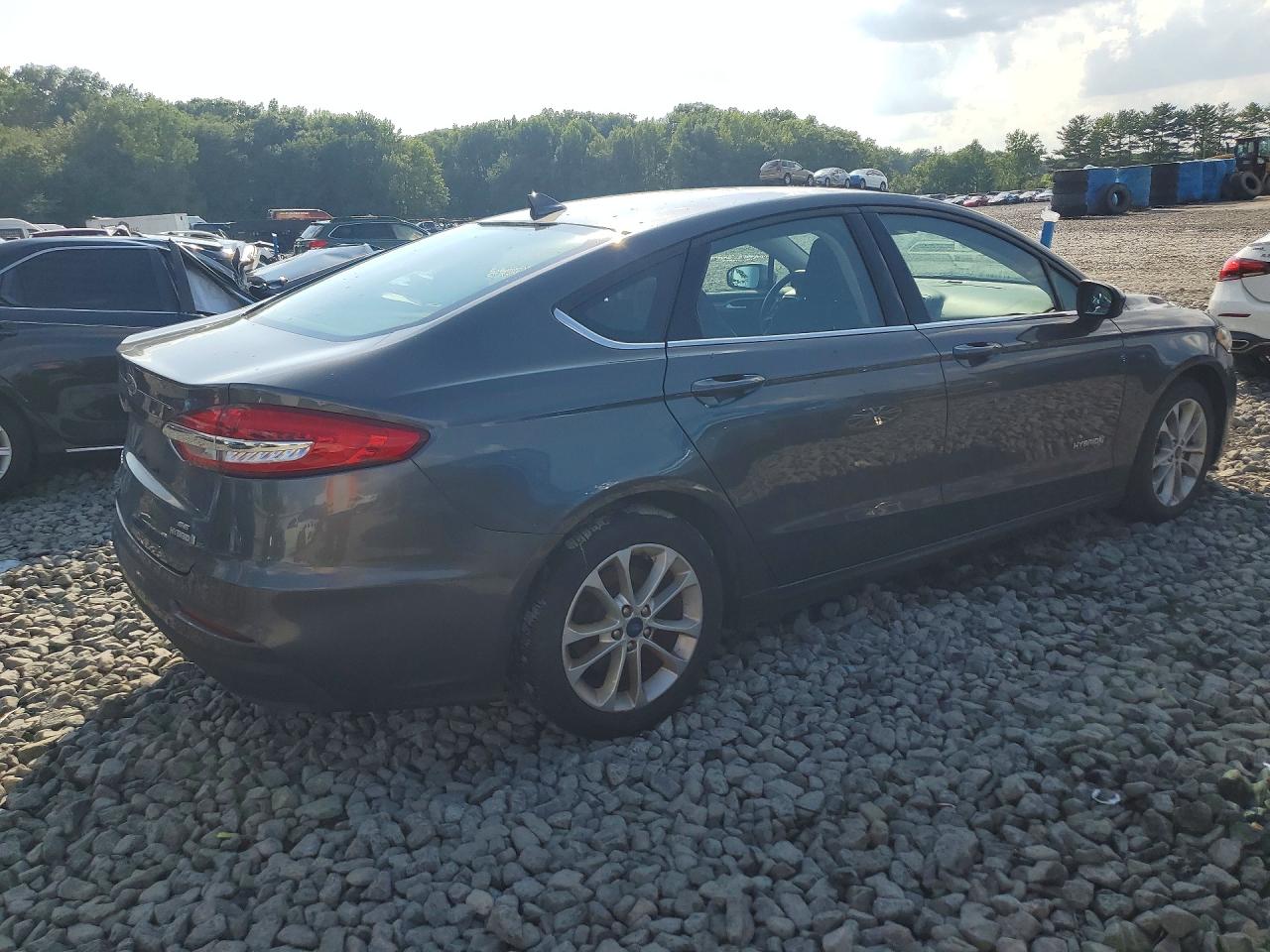 2019 Ford Fusion Se Gray vin: 3FA6P0LU1KR146162