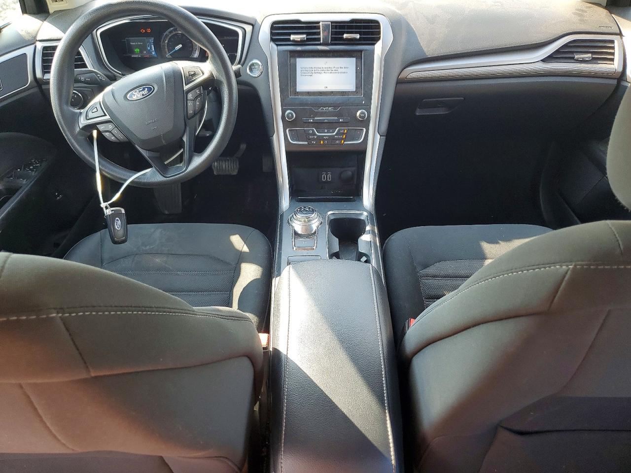 2019 Ford Fusion Se Gray vin: 3FA6P0LU1KR146162