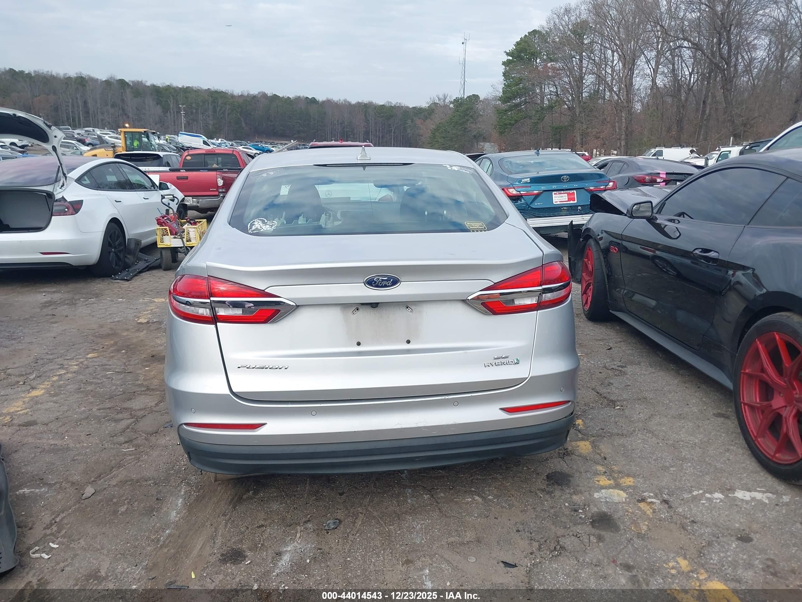2019 Ford Fusion Hybrid Se Silver vin: 3FA6P0LU1KR179968