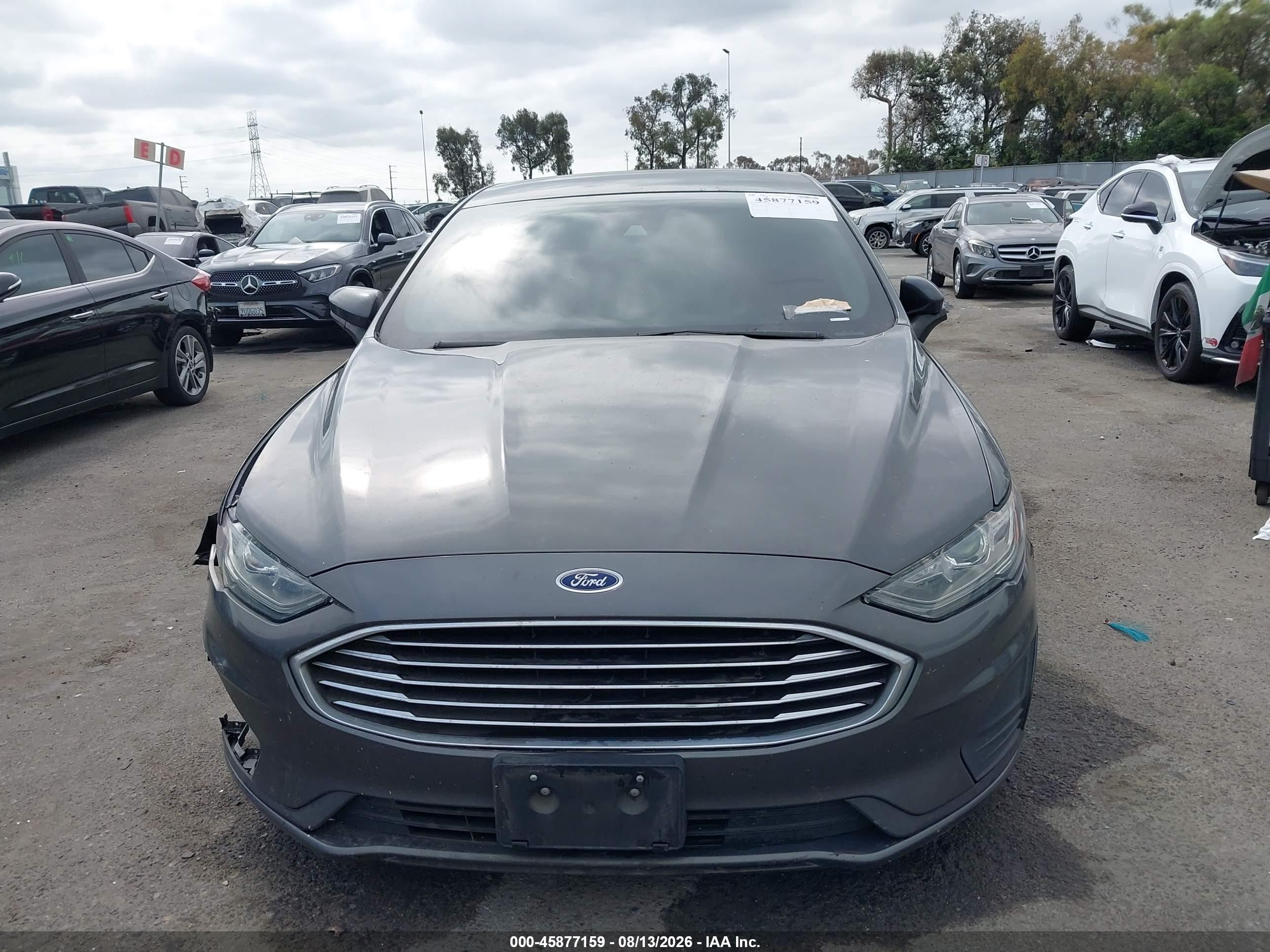 2019 Ford Fusion Hybrid Se Серый vin: 3FA6P0LU1KR200138