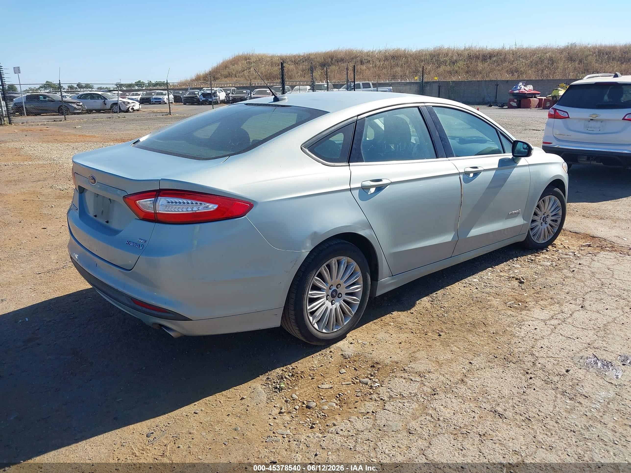 2013 Ford Fusion Hybrid Se Бирюзовый vin: 3FA6P0LU2DR148974