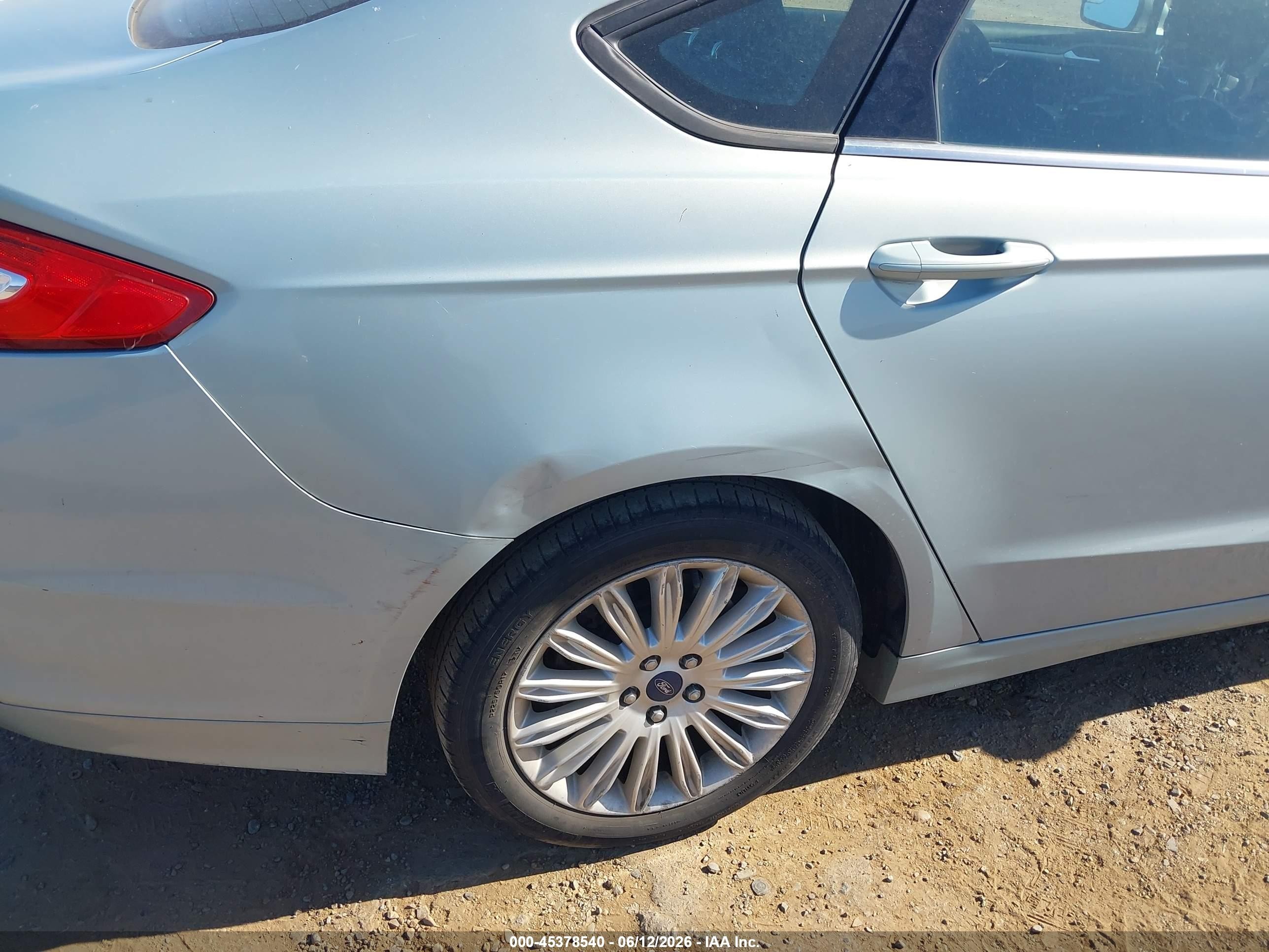 2013 Ford Fusion Hybrid Se Бирюзовый vin: 3FA6P0LU2DR148974