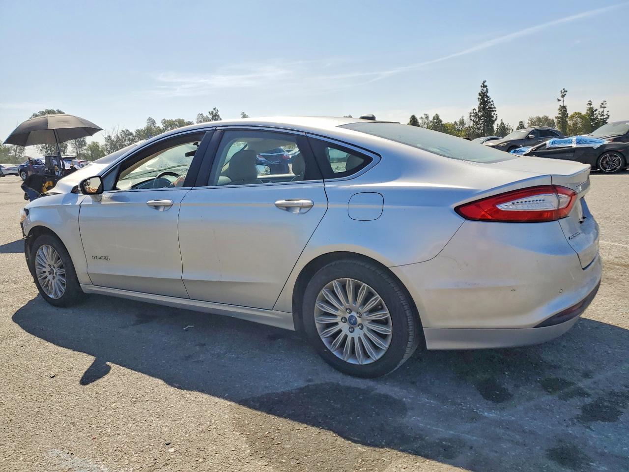 2013 Ford Fusion Se Hybrid Silver vin: 3FA6P0LU2DR157383