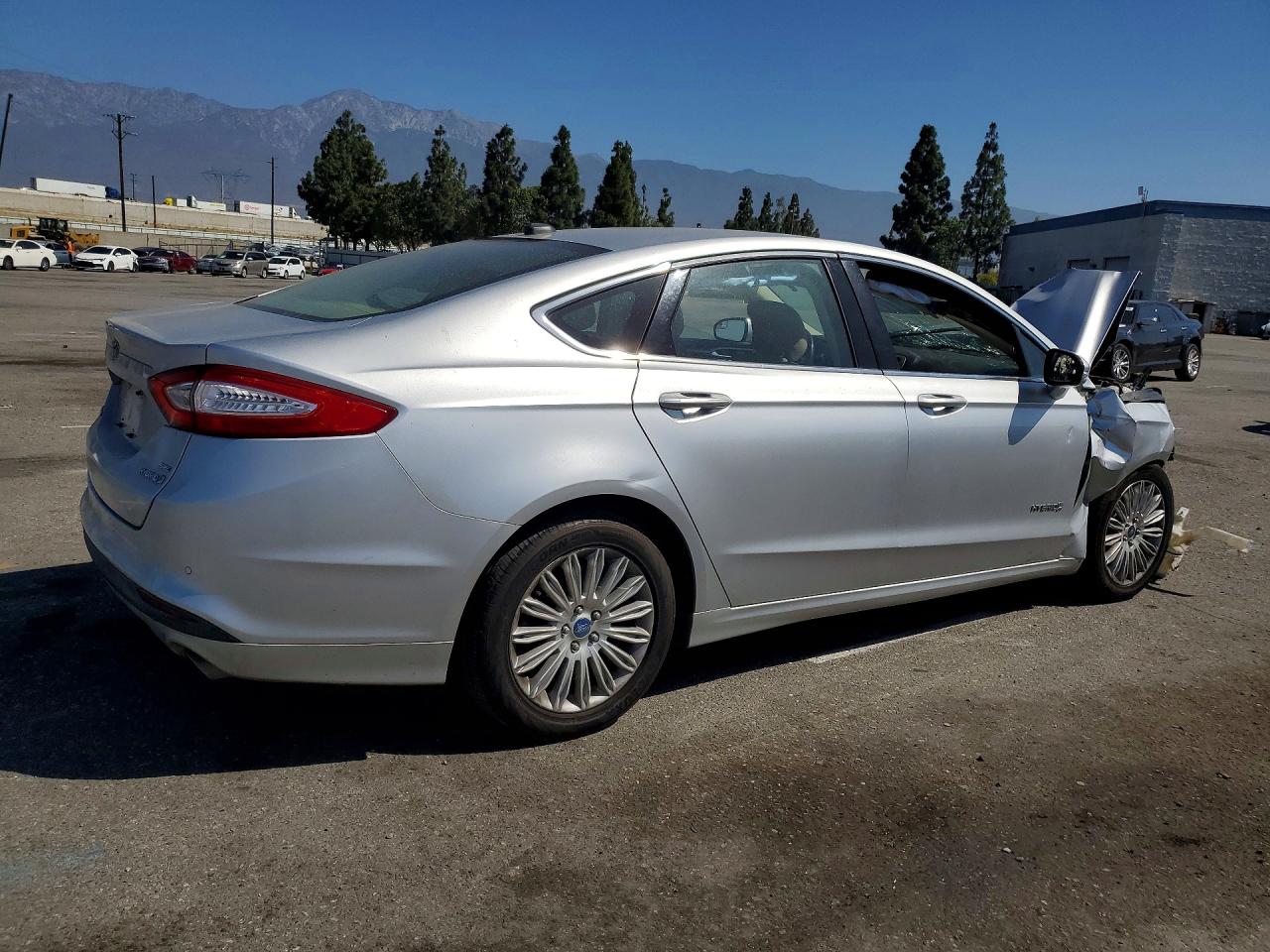 2013 Ford Fusion Se Hybrid Silver vin: 3FA6P0LU2DR157383