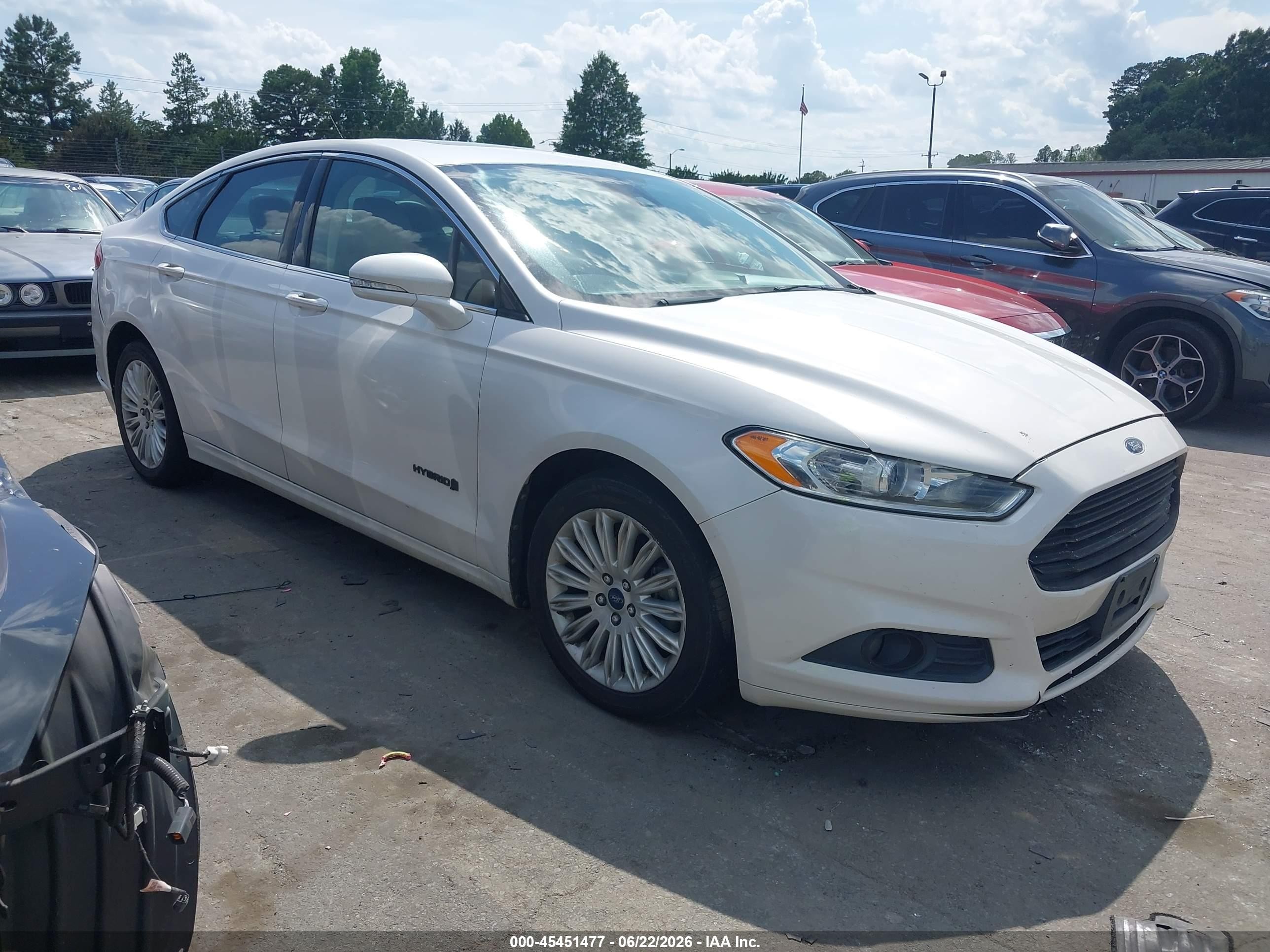 2013 Ford Fusion Hybrid Se White vin: 3FA6P0LU2DR191081