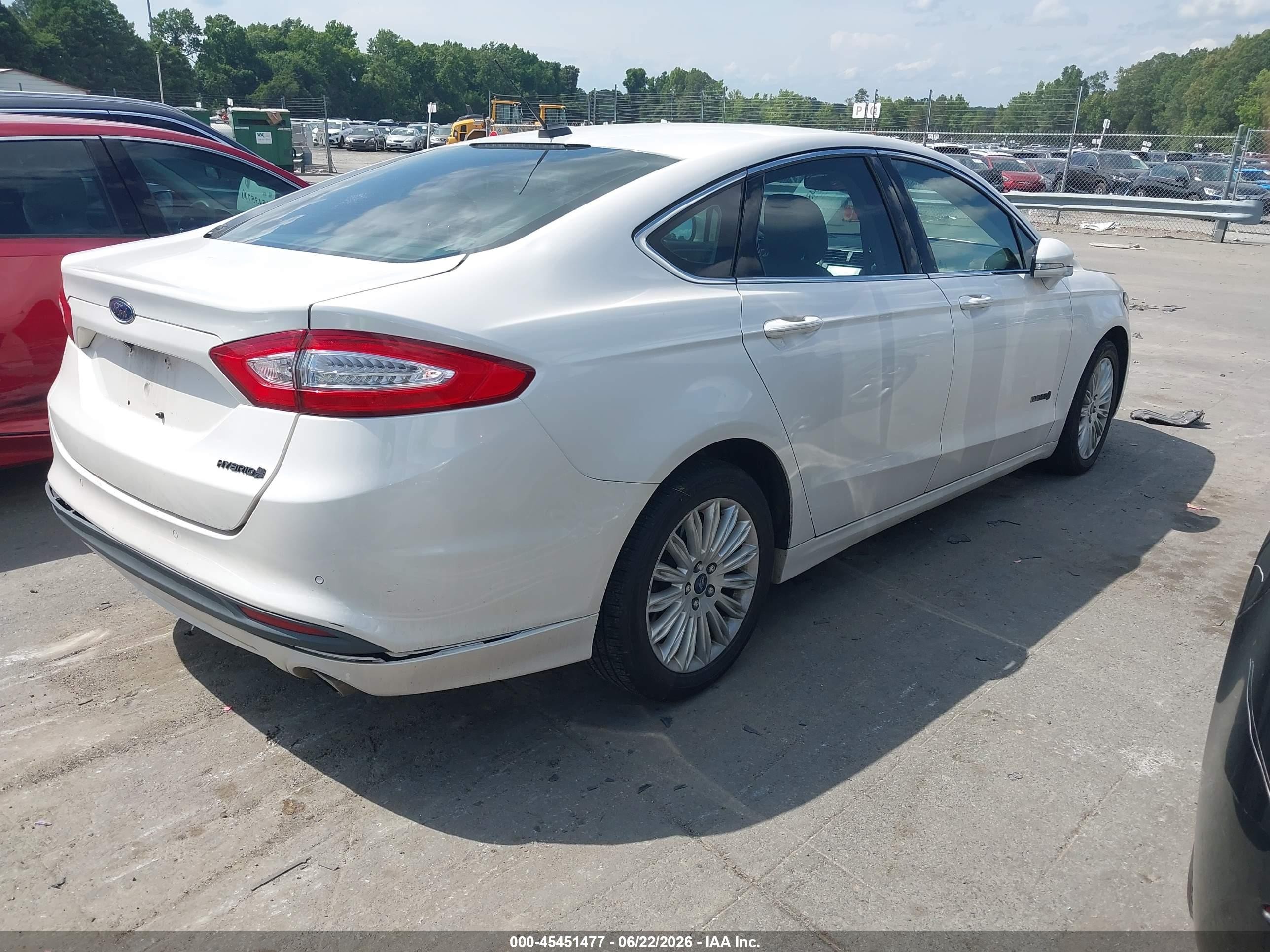 2013 Ford Fusion Hybrid Se White vin: 3FA6P0LU2DR191081