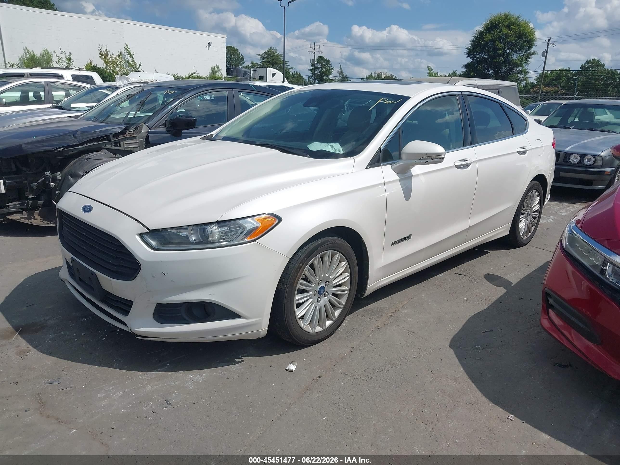 2013 Ford Fusion Hybrid Se White vin: 3FA6P0LU2DR191081
