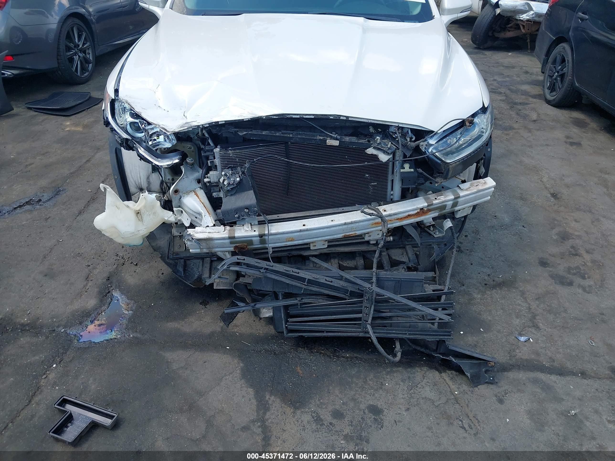 2013 Ford Fusion Hybrid Se White vin: 3FA6P0LU2DR233314