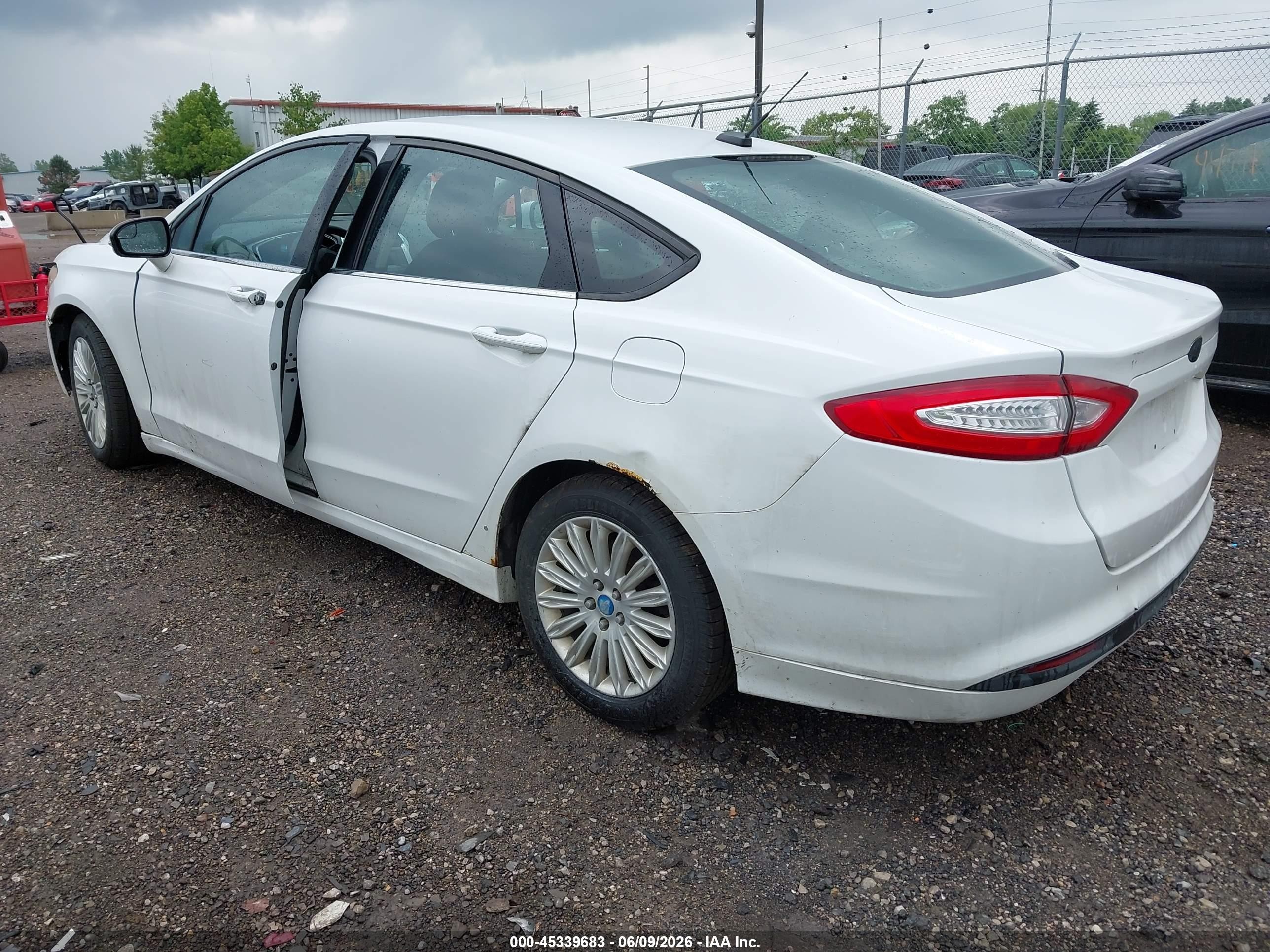 2013 Ford Fusion Hybrid Se White vin: 3FA6P0LU2DR239579
