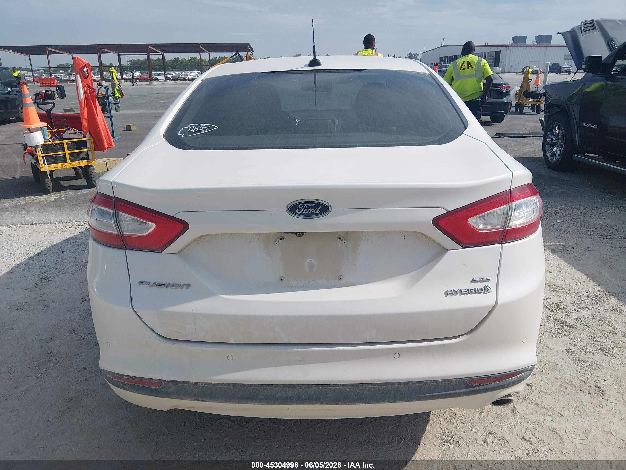 2013 Ford Fusion Hybrid Se White vin: 3FA6P0LU2DR266328