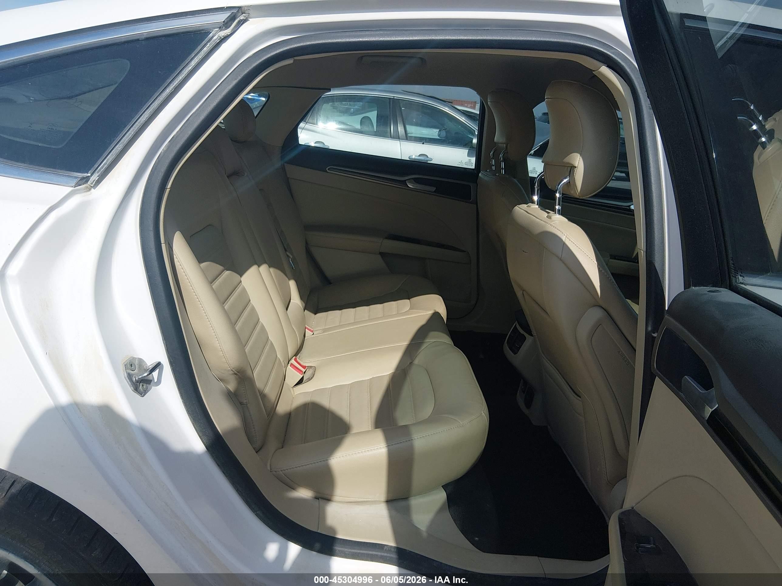 2013 Ford Fusion Hybrid Se White vin: 3FA6P0LU2DR266328