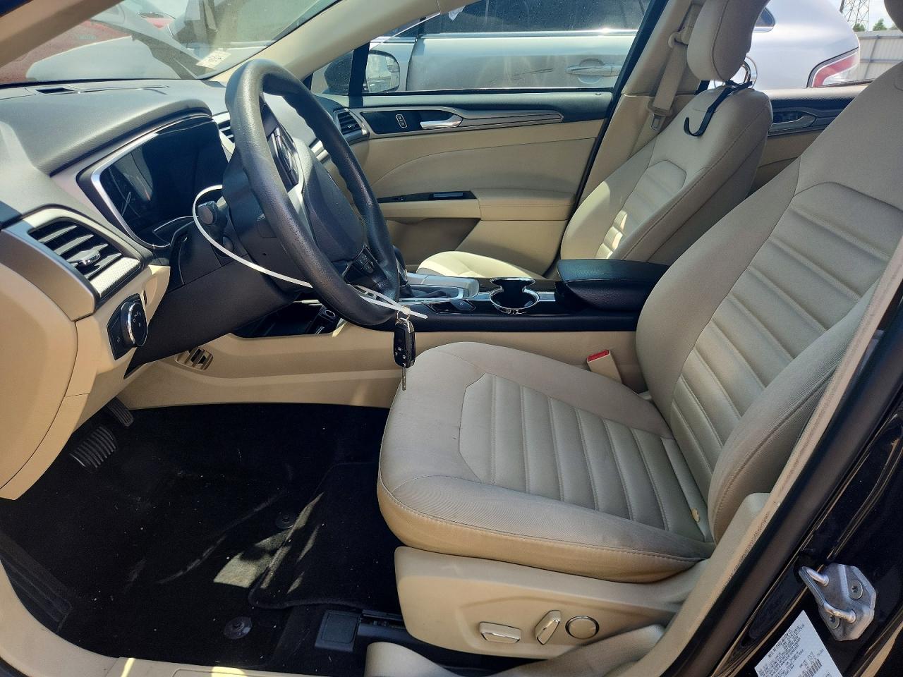 2014 Ford Fusion Se Hybrid Черный vin: 3FA6P0LU2ER190112
