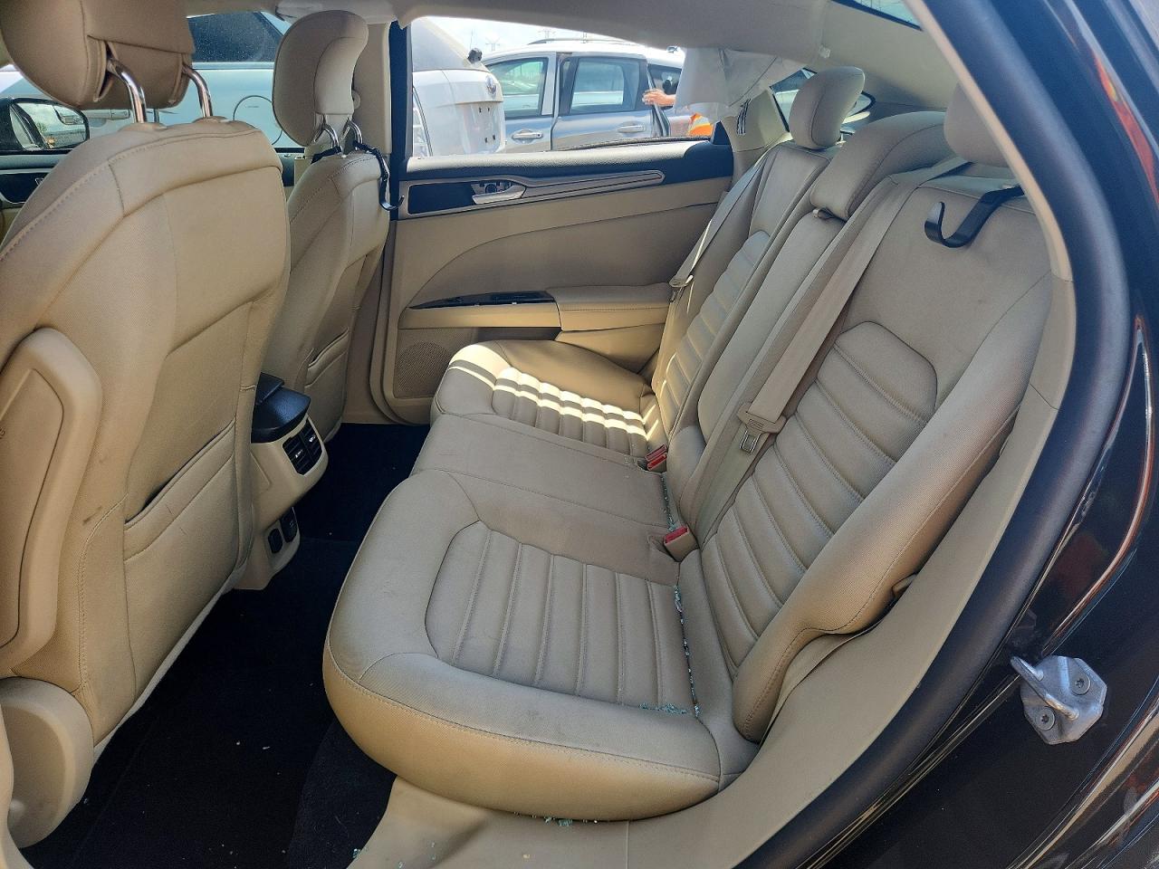 2014 Ford Fusion Se Hybrid Черный vin: 3FA6P0LU2ER190112