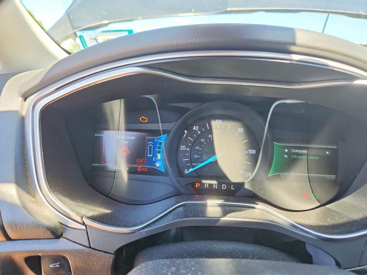 2014 Ford Fusion Se Hybrid Черный vin: 3FA6P0LU2ER318817