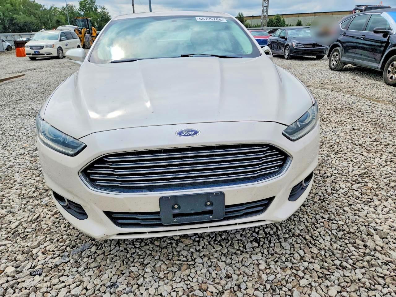 2014 Ford Fusion Se Hybrid White vin: 3FA6P0LU2ER352076