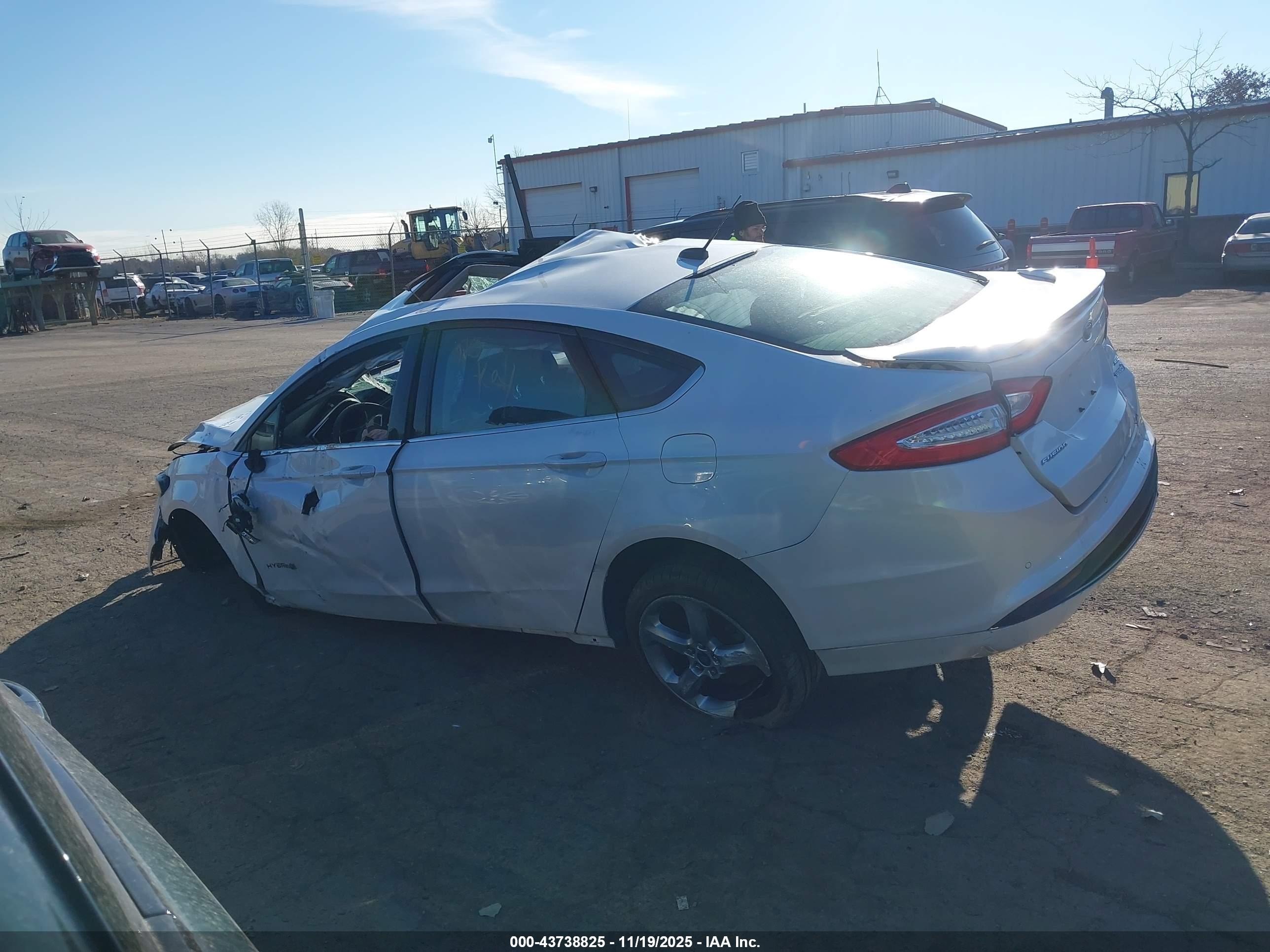 2014 Ford Fusion Hybrid Se White vin: 3FA6P0LU2ER364566