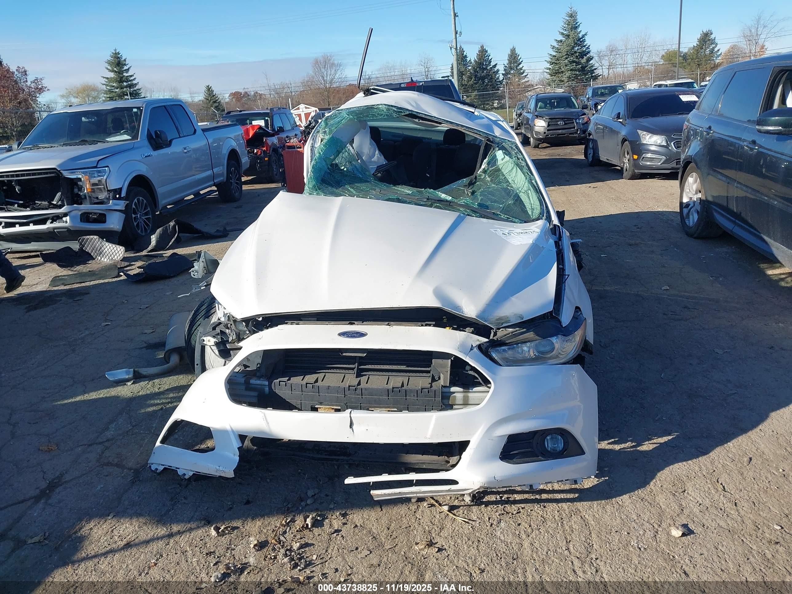 2014 Ford Fusion Hybrid Se White vin: 3FA6P0LU2ER364566