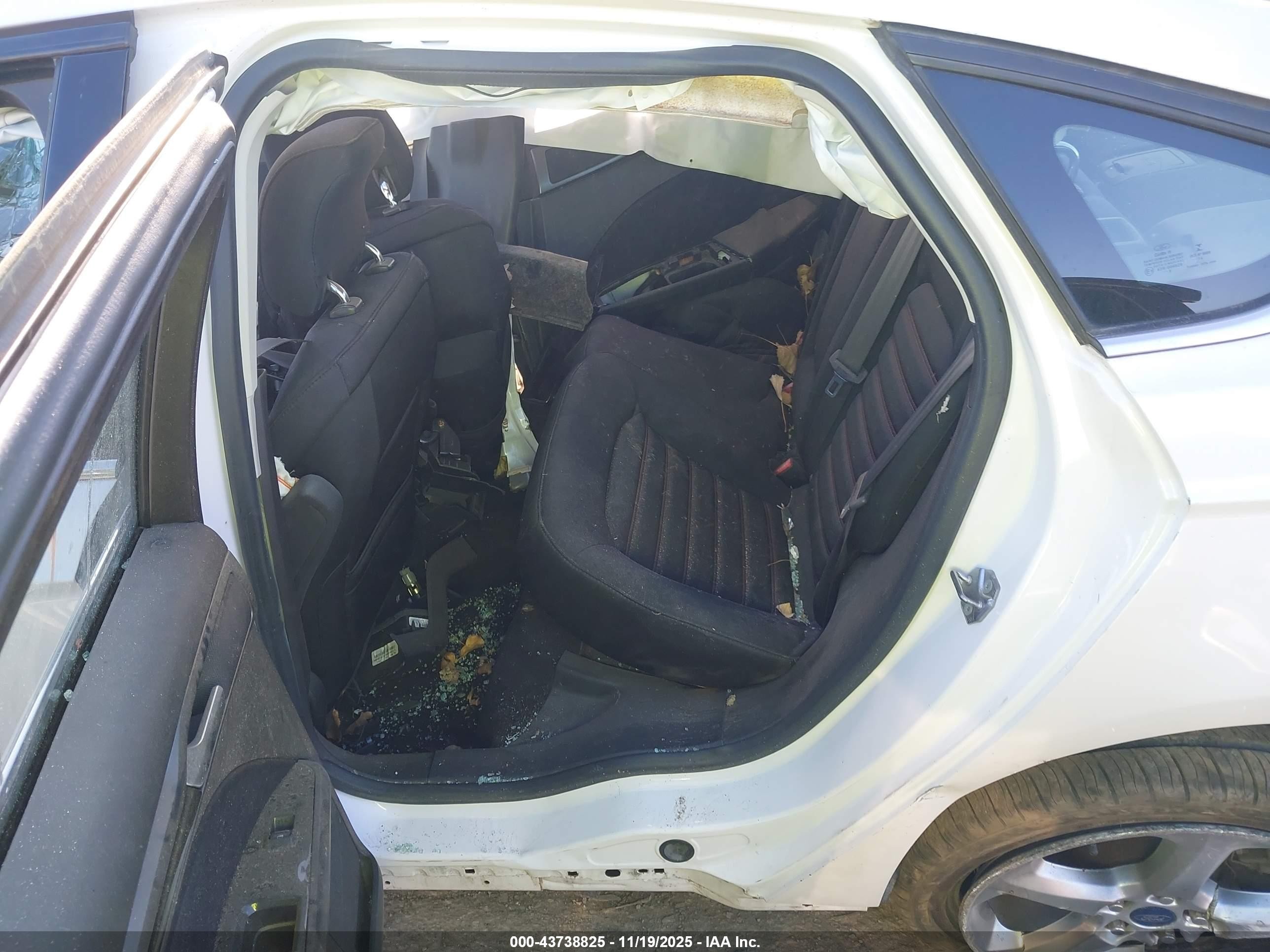 2014 Ford Fusion Hybrid Se White vin: 3FA6P0LU2ER364566