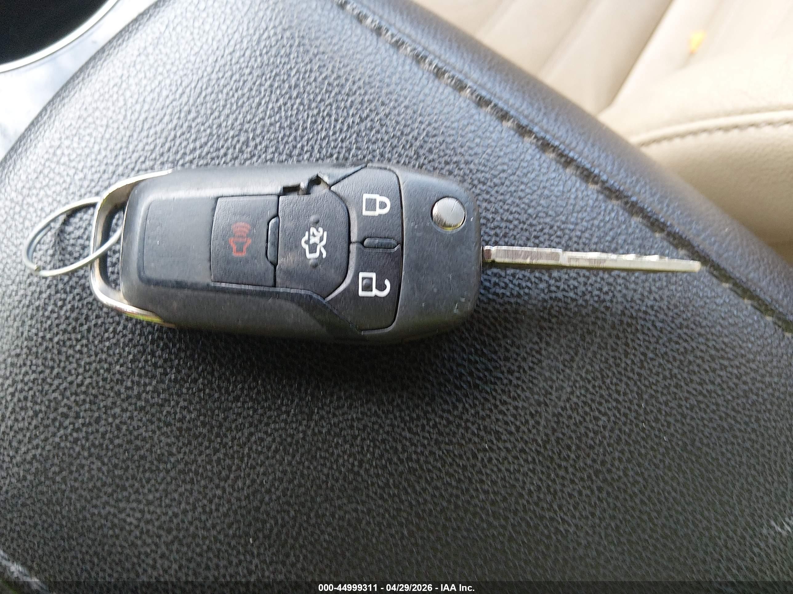 2015 Ford Fusion Hybrid Se Синий vin: 3FA6P0LU2FR172744