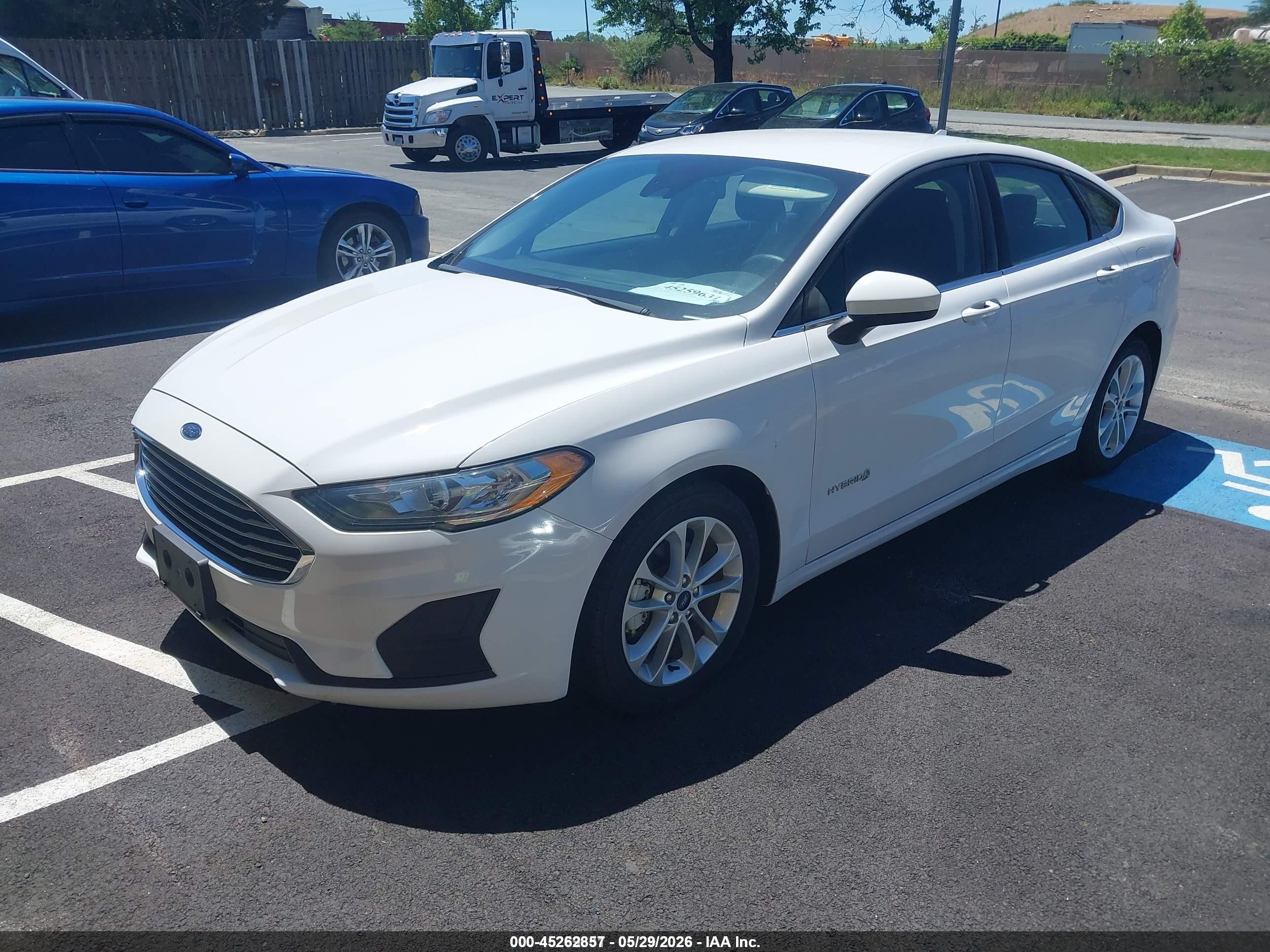 2019 Ford Fusion Hybrid Se White vin: 3FA6P0LU2KR107547