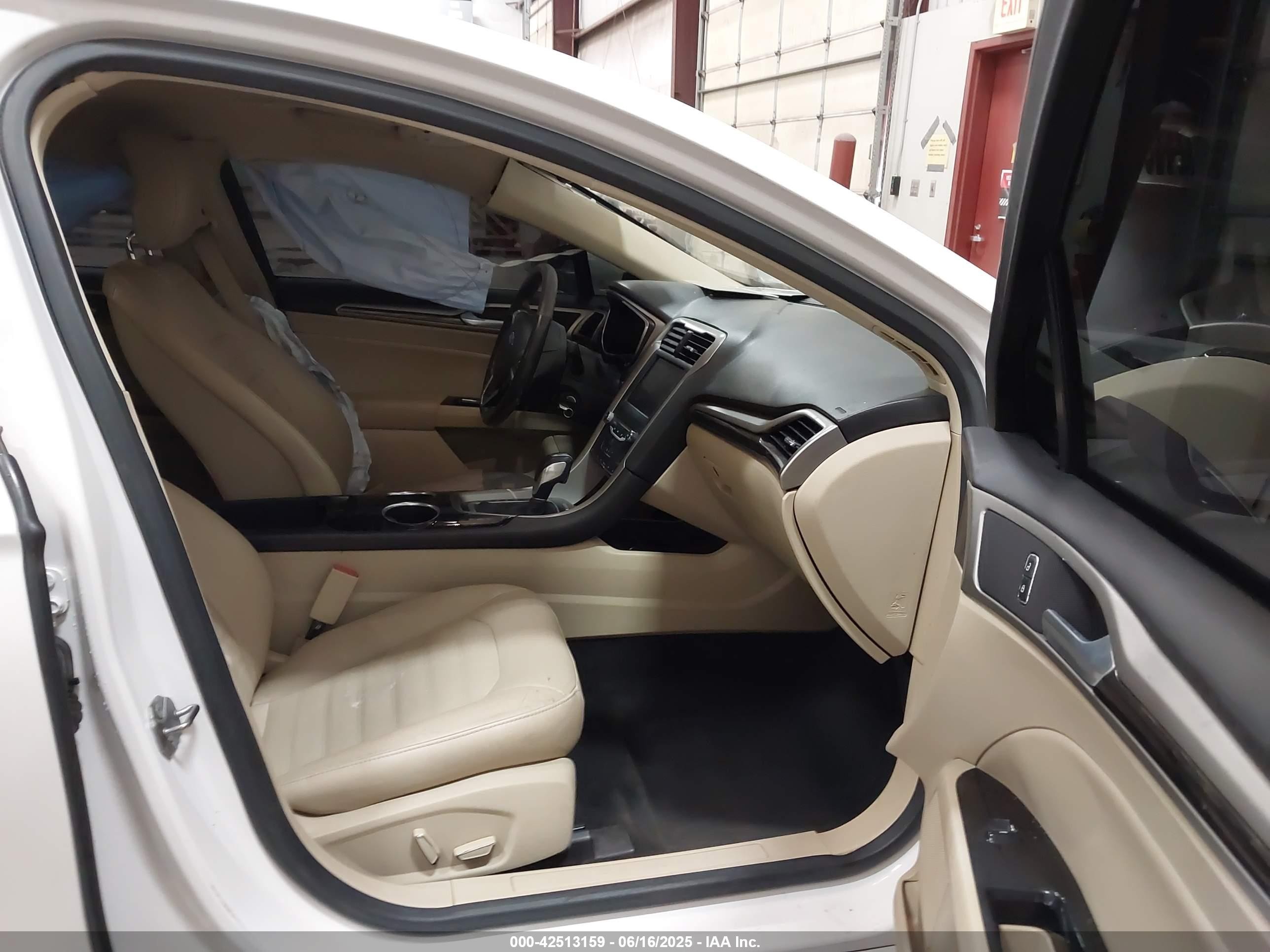 2013 Ford Fusion Hybrid Se White vin: 3FA6P0LU3DR150362