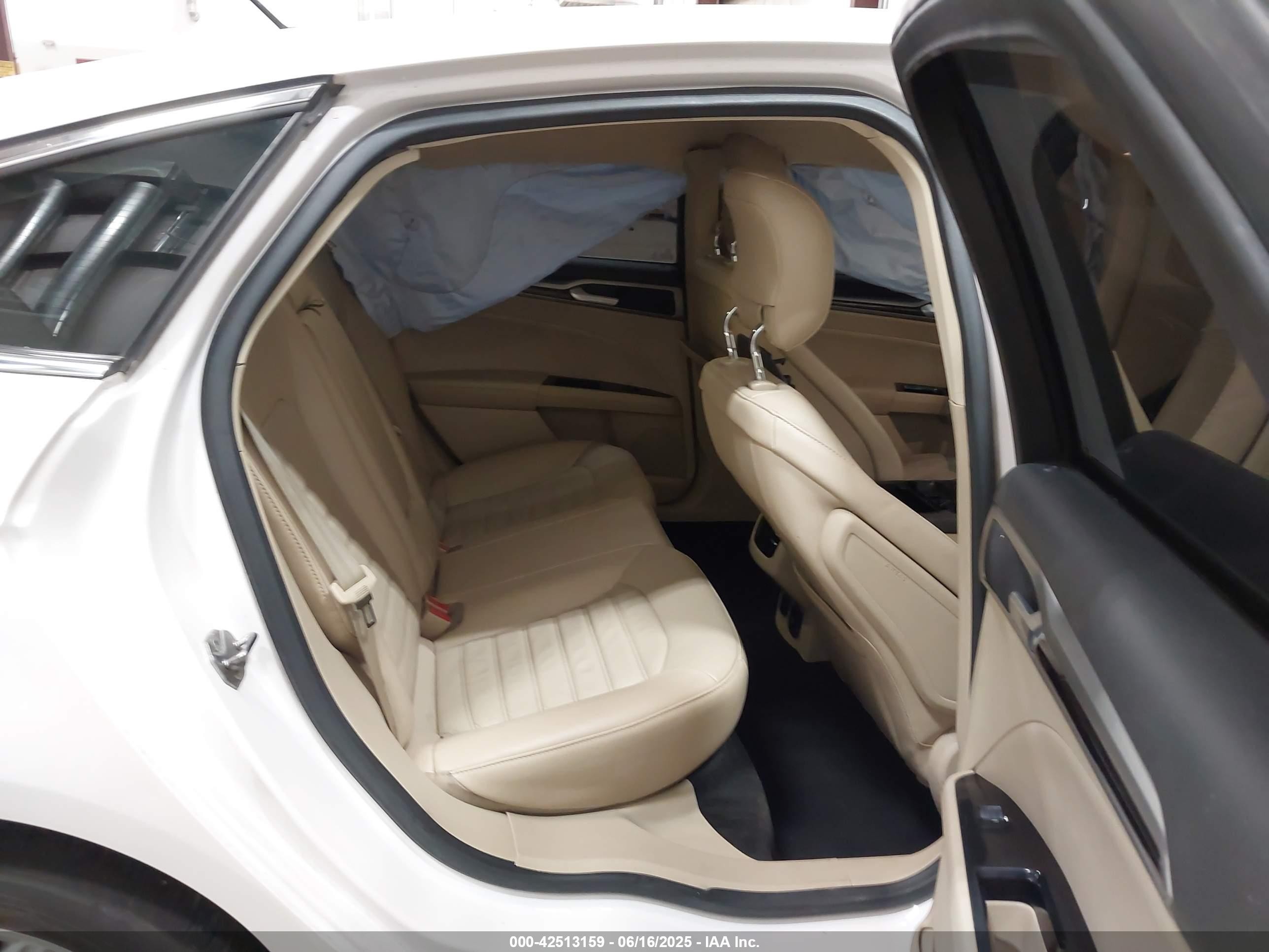 2013 Ford Fusion Hybrid Se White vin: 3FA6P0LU3DR150362