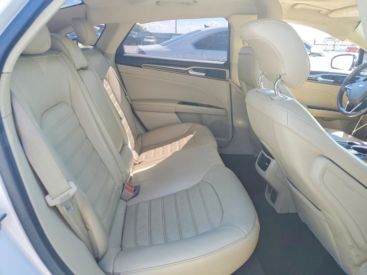 2013 Ford Fusion Se Hybrid White vin: 3FA6P0LU3DR150362