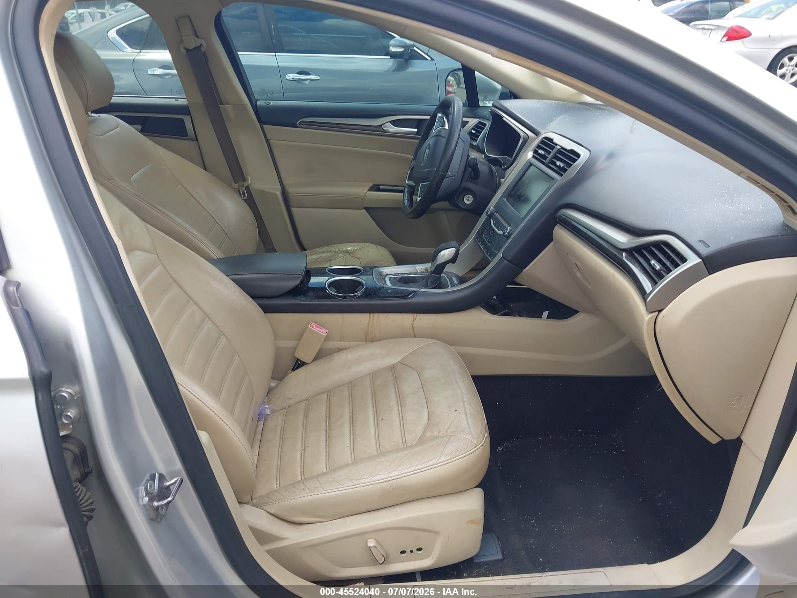 2013 Ford Fusion Hybrid Se Серебряный vin: 3FA6P0LU3DR153147