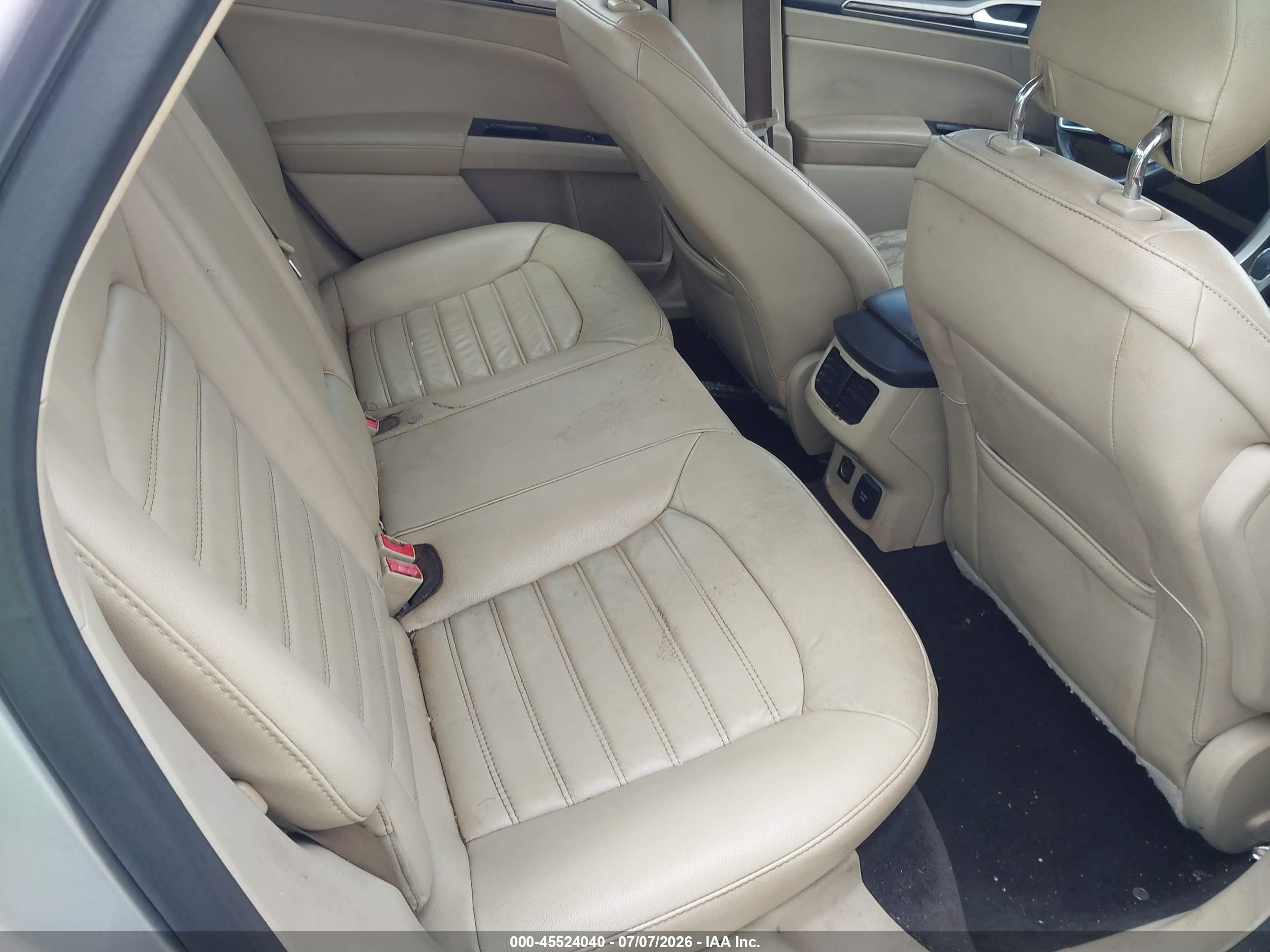 2013 Ford Fusion Hybrid Se Серебряный vin: 3FA6P0LU3DR153147