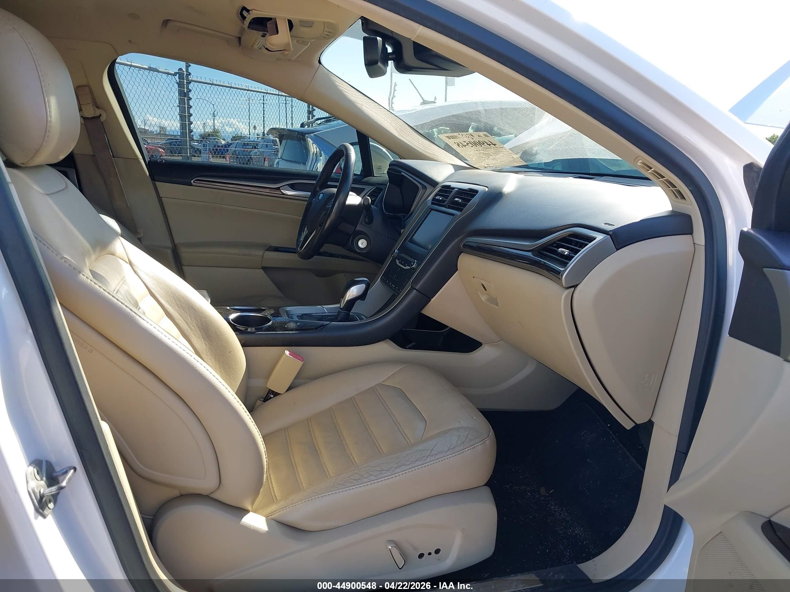 2013 Ford Fusion Hybrid Se White vin: 3FA6P0LU3DR157411