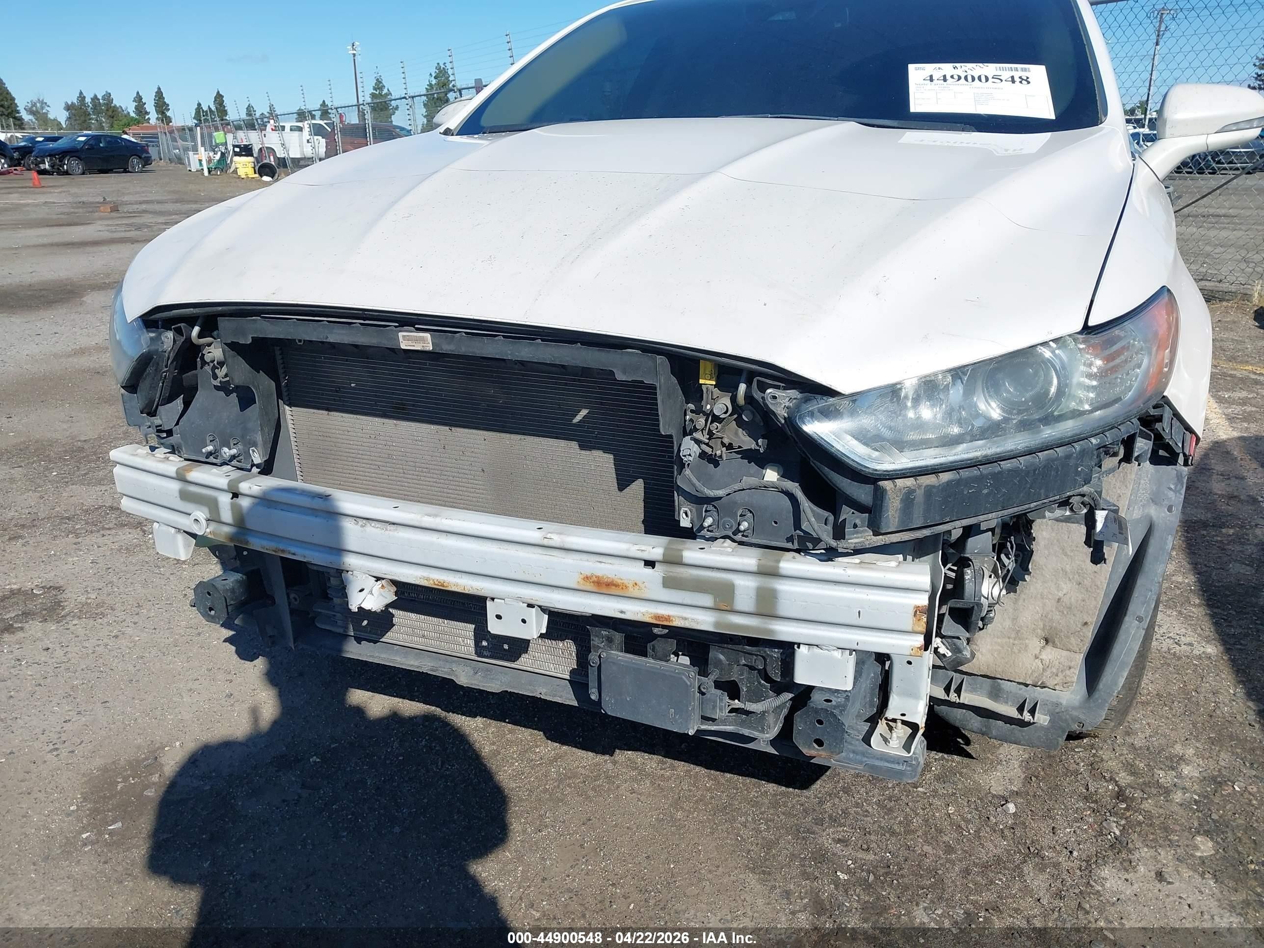 2013 Ford Fusion Hybrid Se White vin: 3FA6P0LU3DR157411