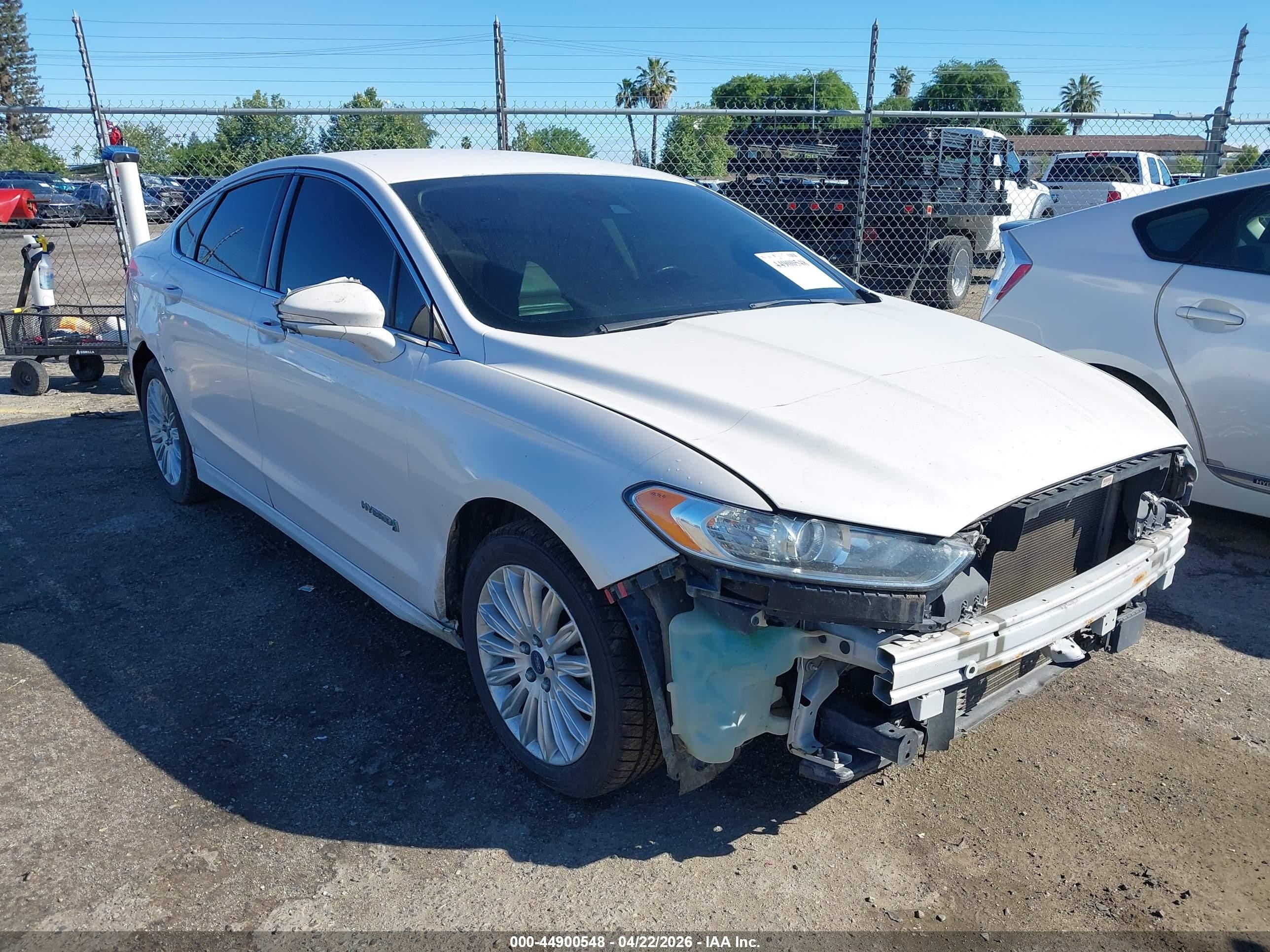 2013 Ford Fusion Hybrid Se White vin: 3FA6P0LU3DR157411