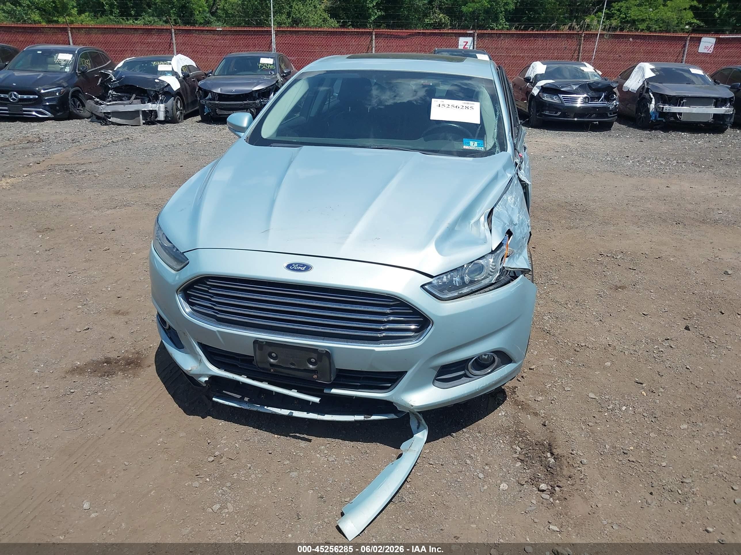 2013 Ford Fusion Hybrid Se Light Blue vin: 3FA6P0LU3DR288581