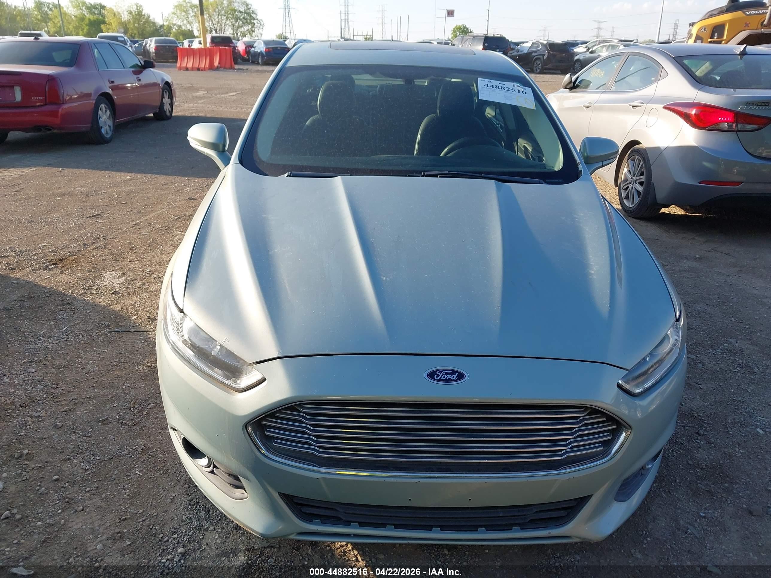 2013 Ford Fusion Hybrid Se Серебряный vin: 3FA6P0LU3DR320882