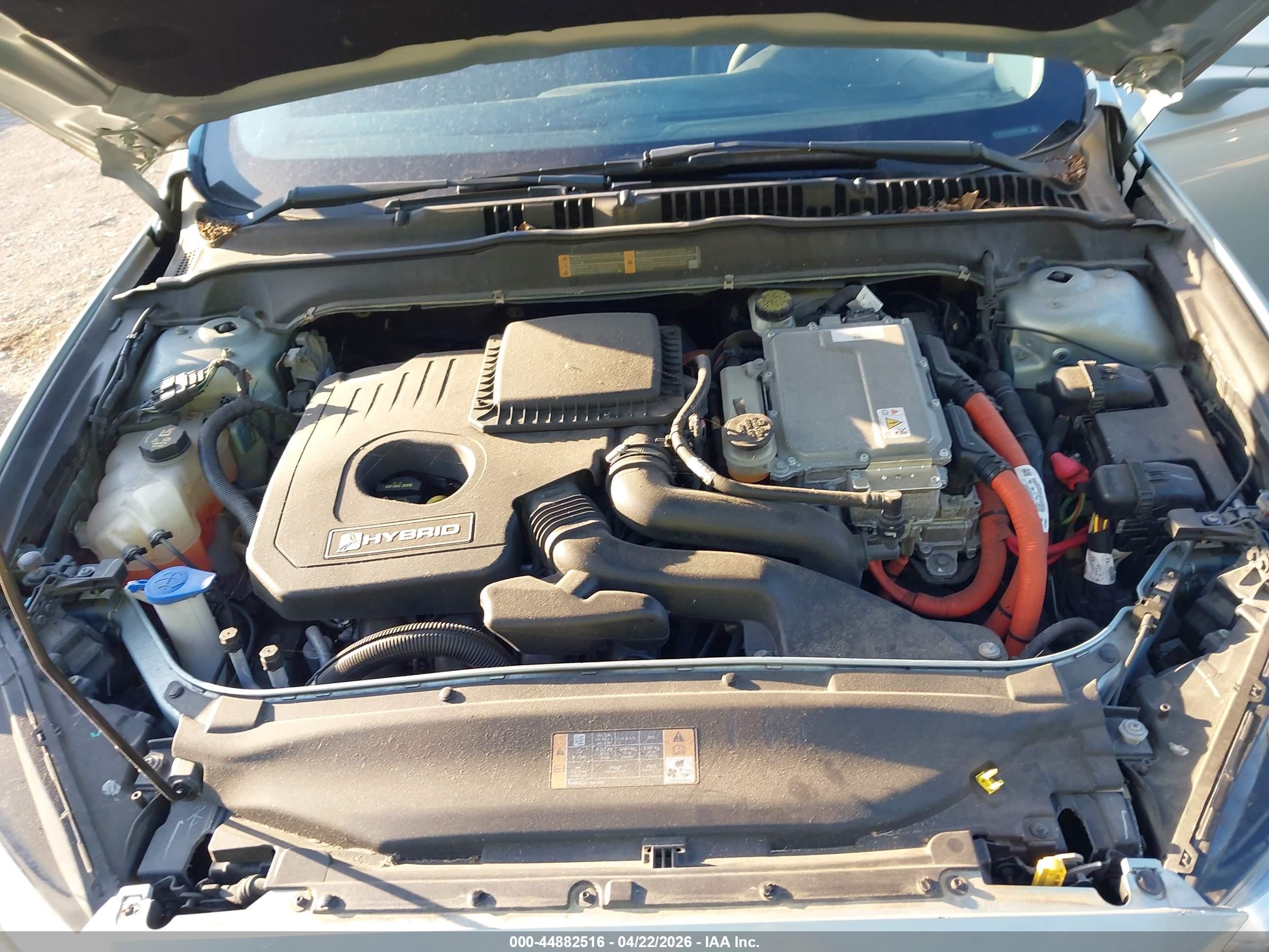 2013 Ford Fusion Hybrid Se Серебряный vin: 3FA6P0LU3DR320882