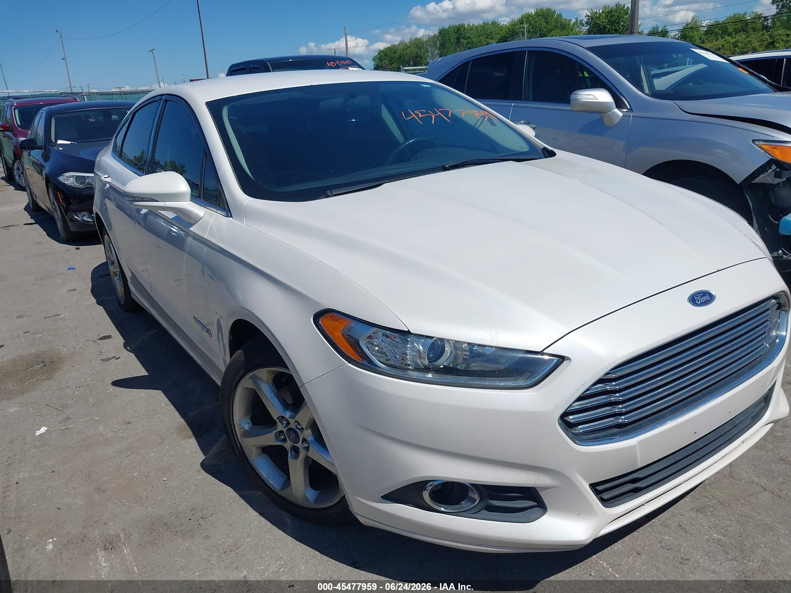 2013 Ford Fusion Hybrid Se White vin: 3FA6P0LU3DR383660