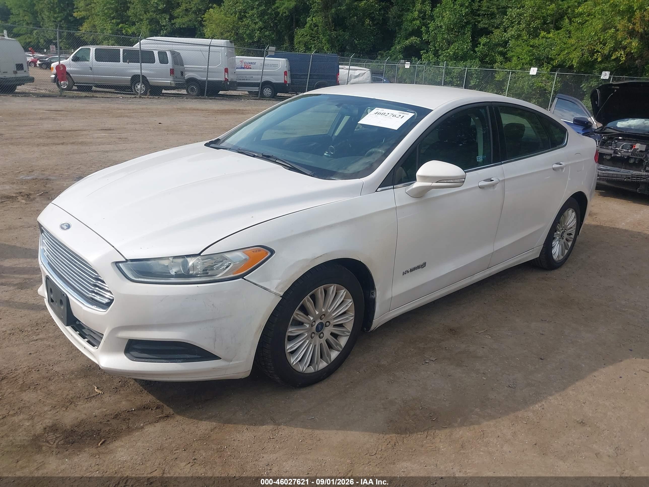 2014 Ford Fusion Hybrid Se White vin: 3FA6P0LU3ER133918