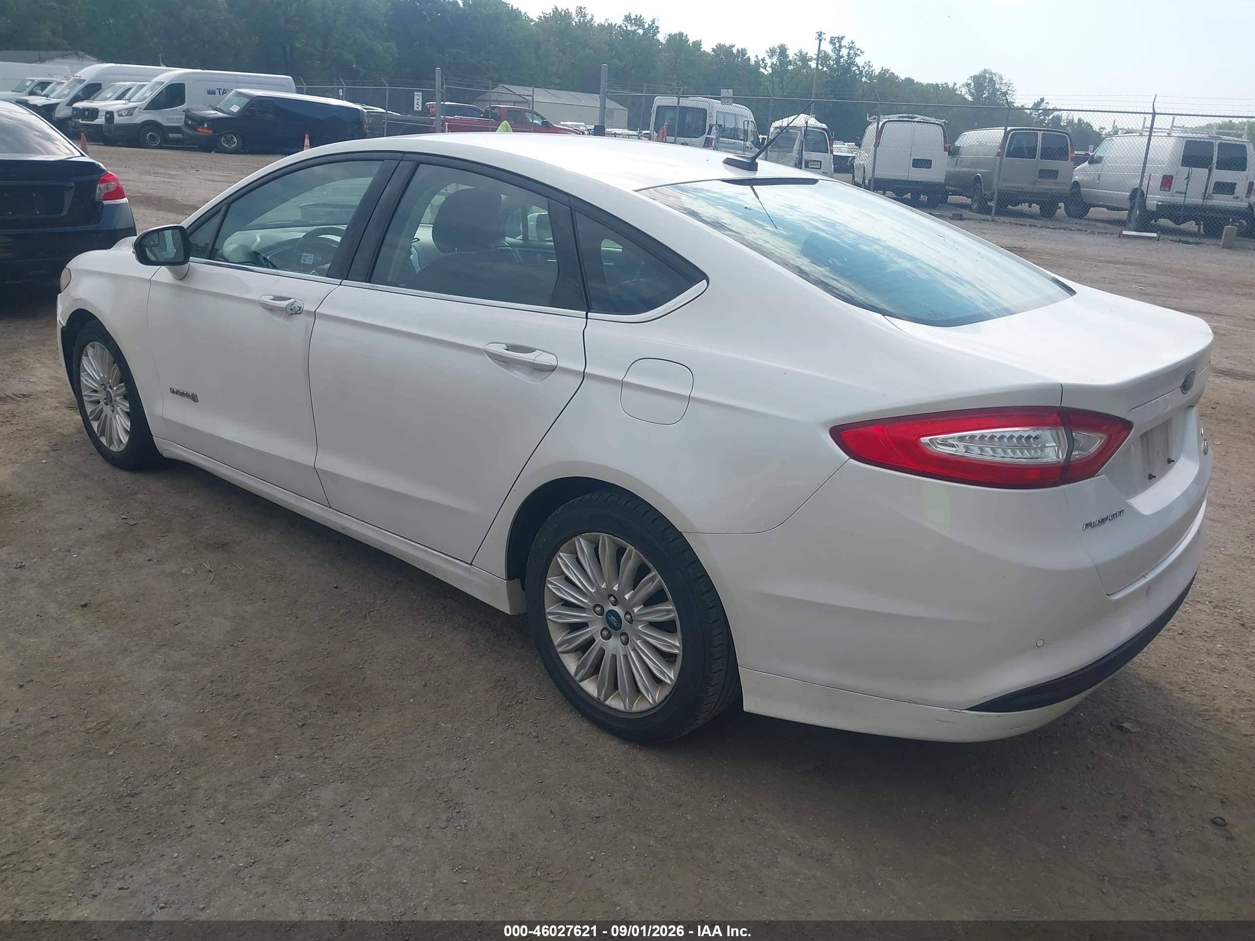 2014 Ford Fusion Hybrid Se White vin: 3FA6P0LU3ER133918
