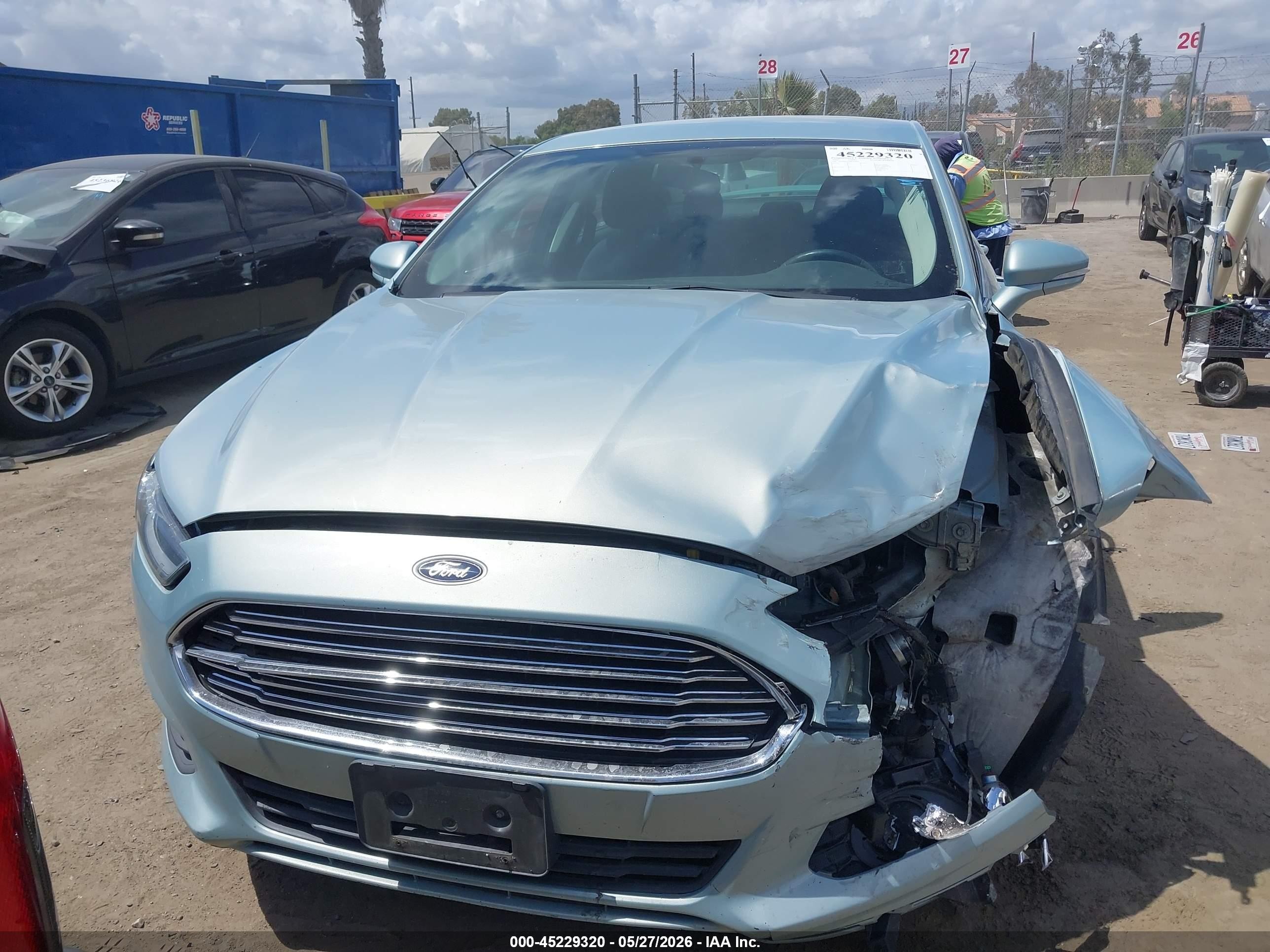 2014 Ford Fusion Hybrid Se Бирюзовый vin: 3FA6P0LU3ER366469